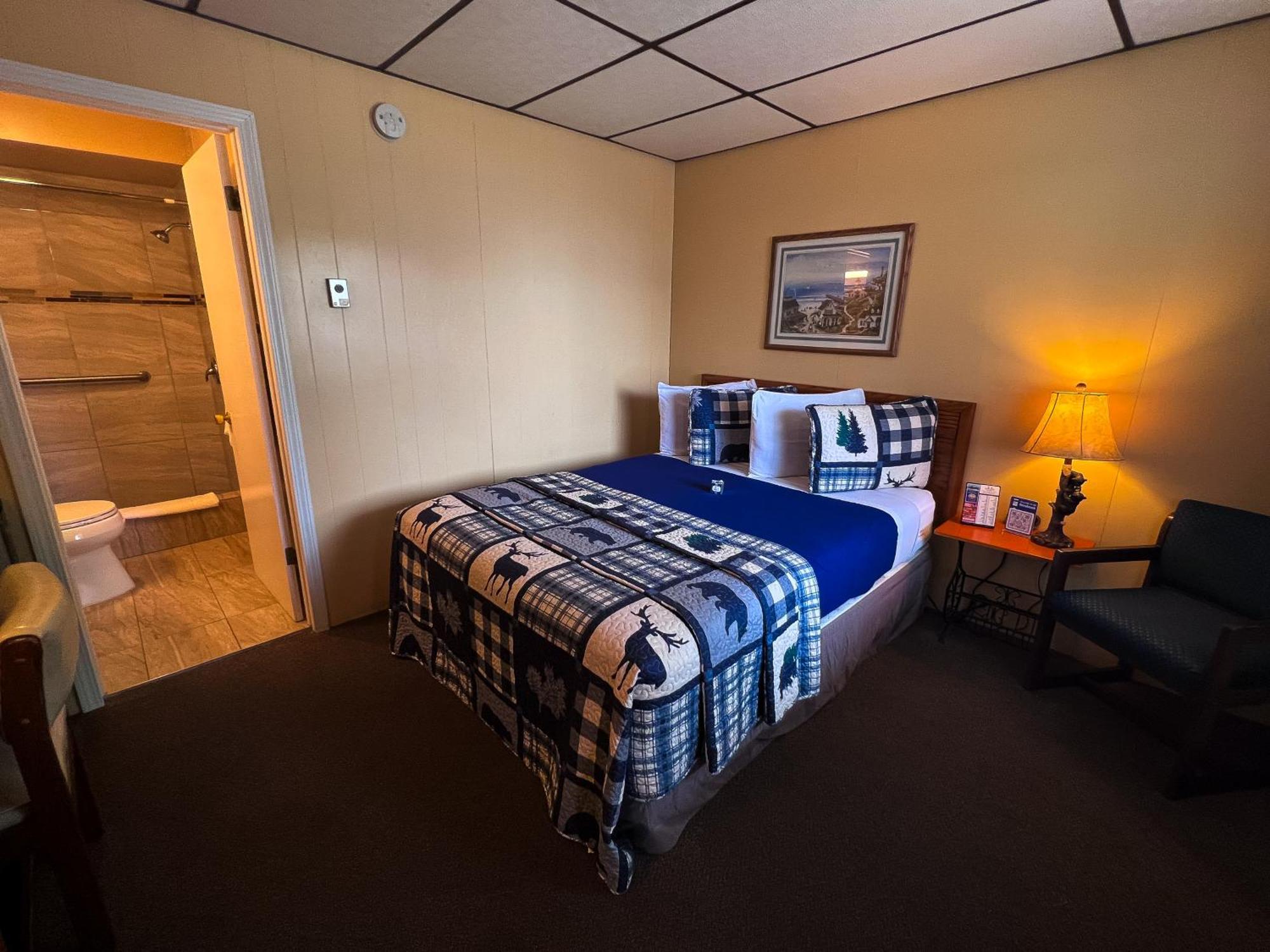Queen Room