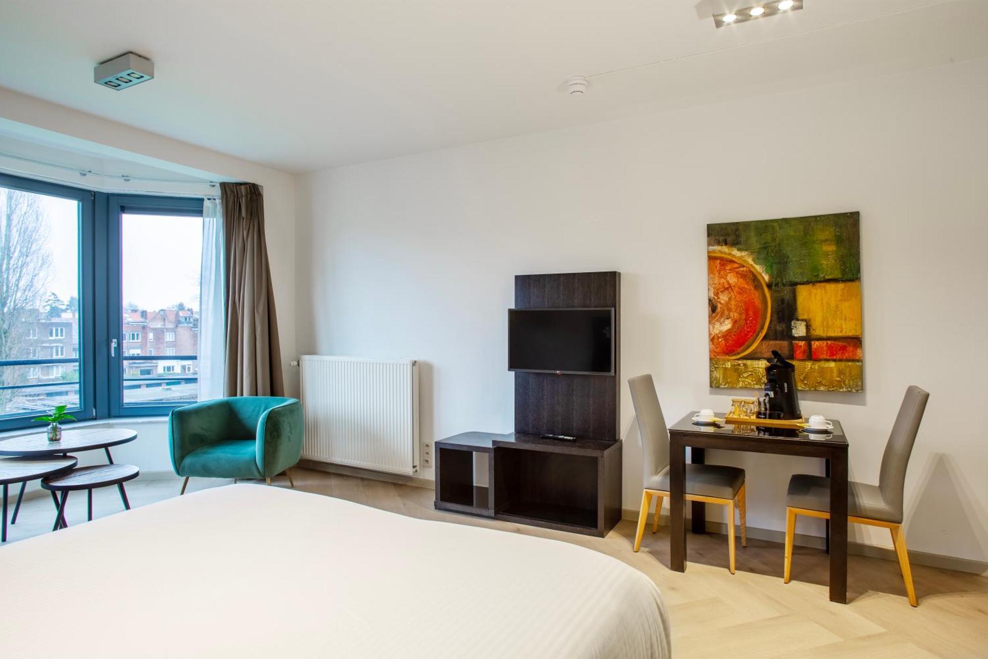 Suite City View