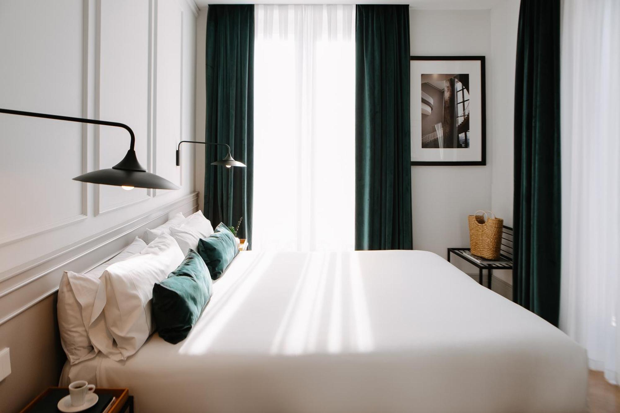 Superior Double or Twin Room,1743314355:JPEG