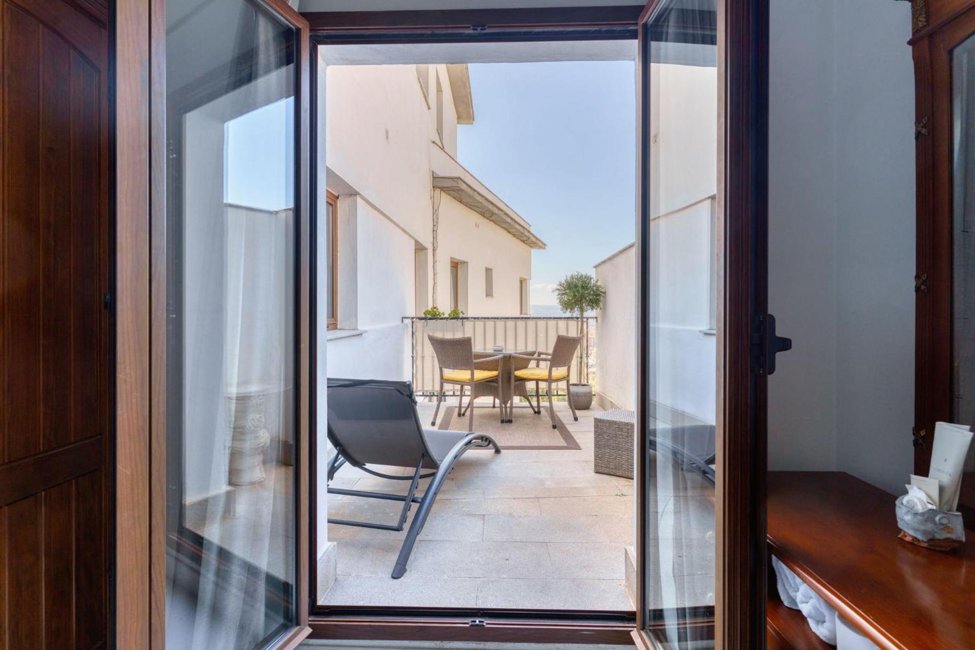 Triple Room City View