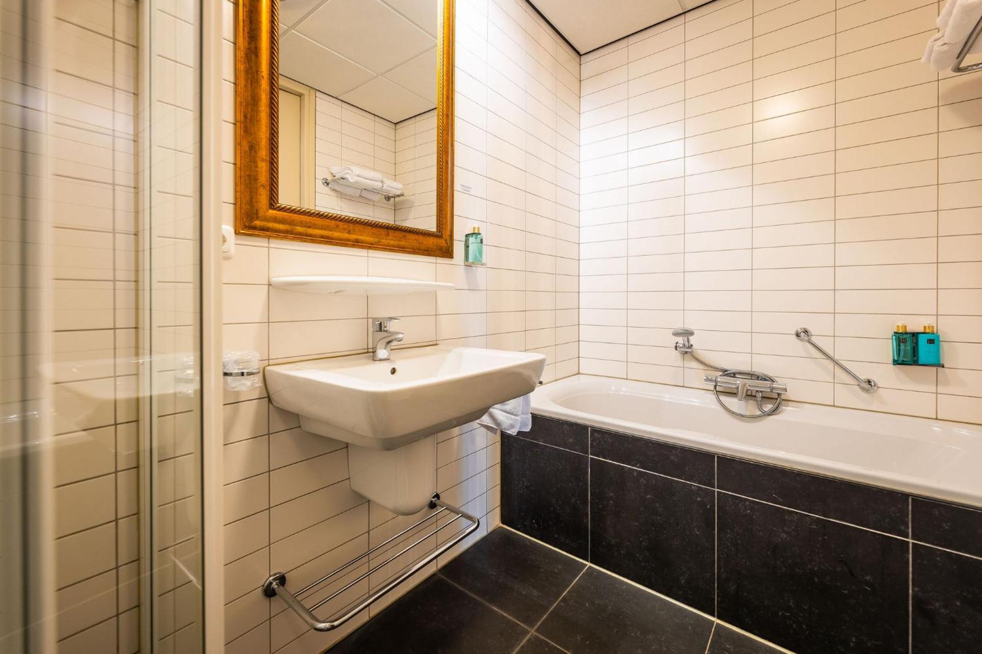 Deluxe Suite,1651733573:JPEG