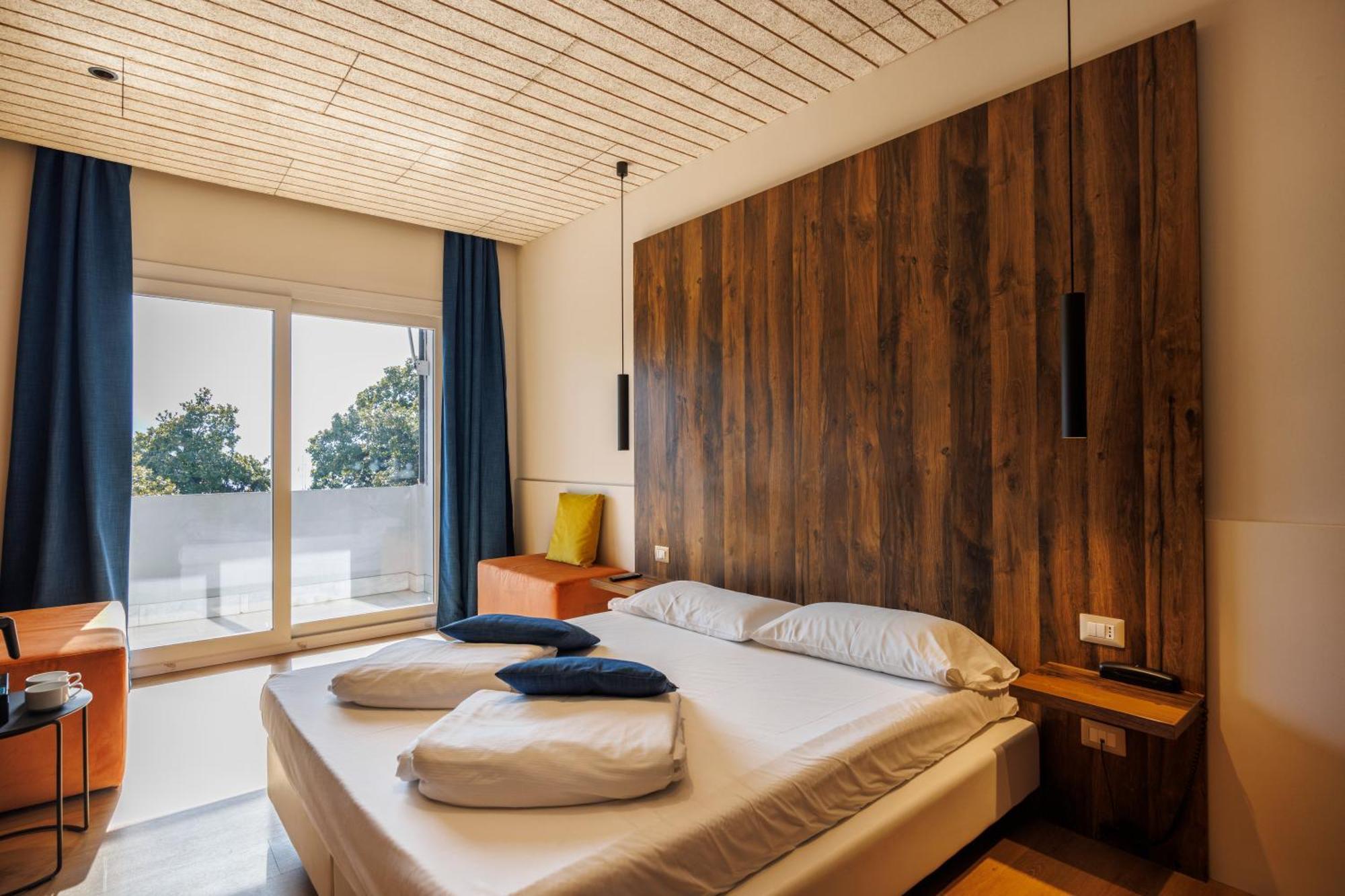 Deluxe Double Room Balcony