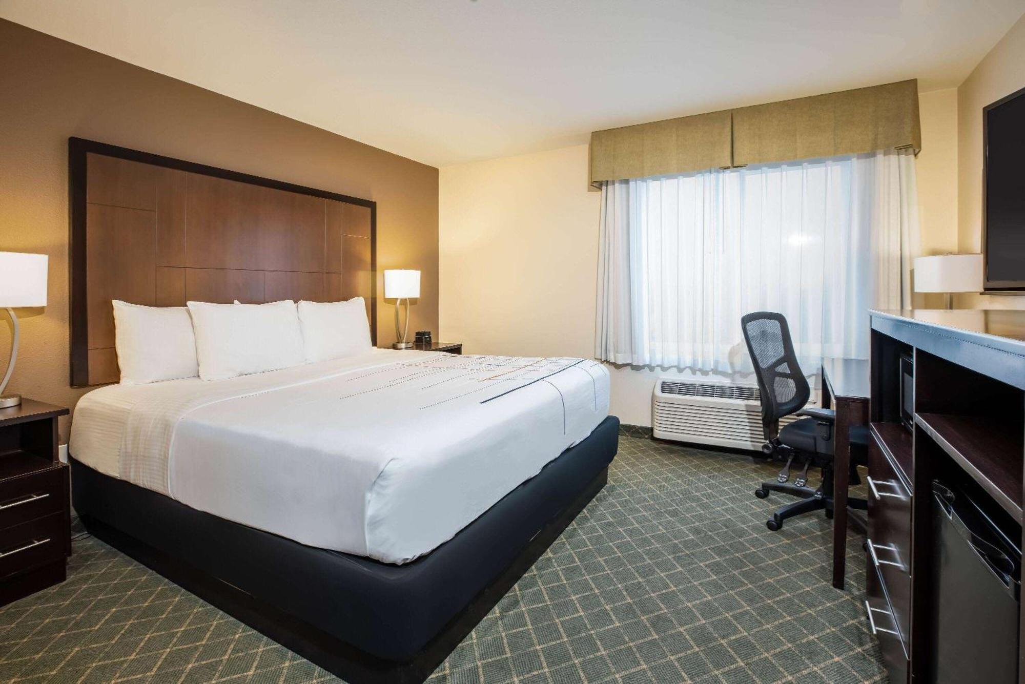 King Room,1278893353:JPEG