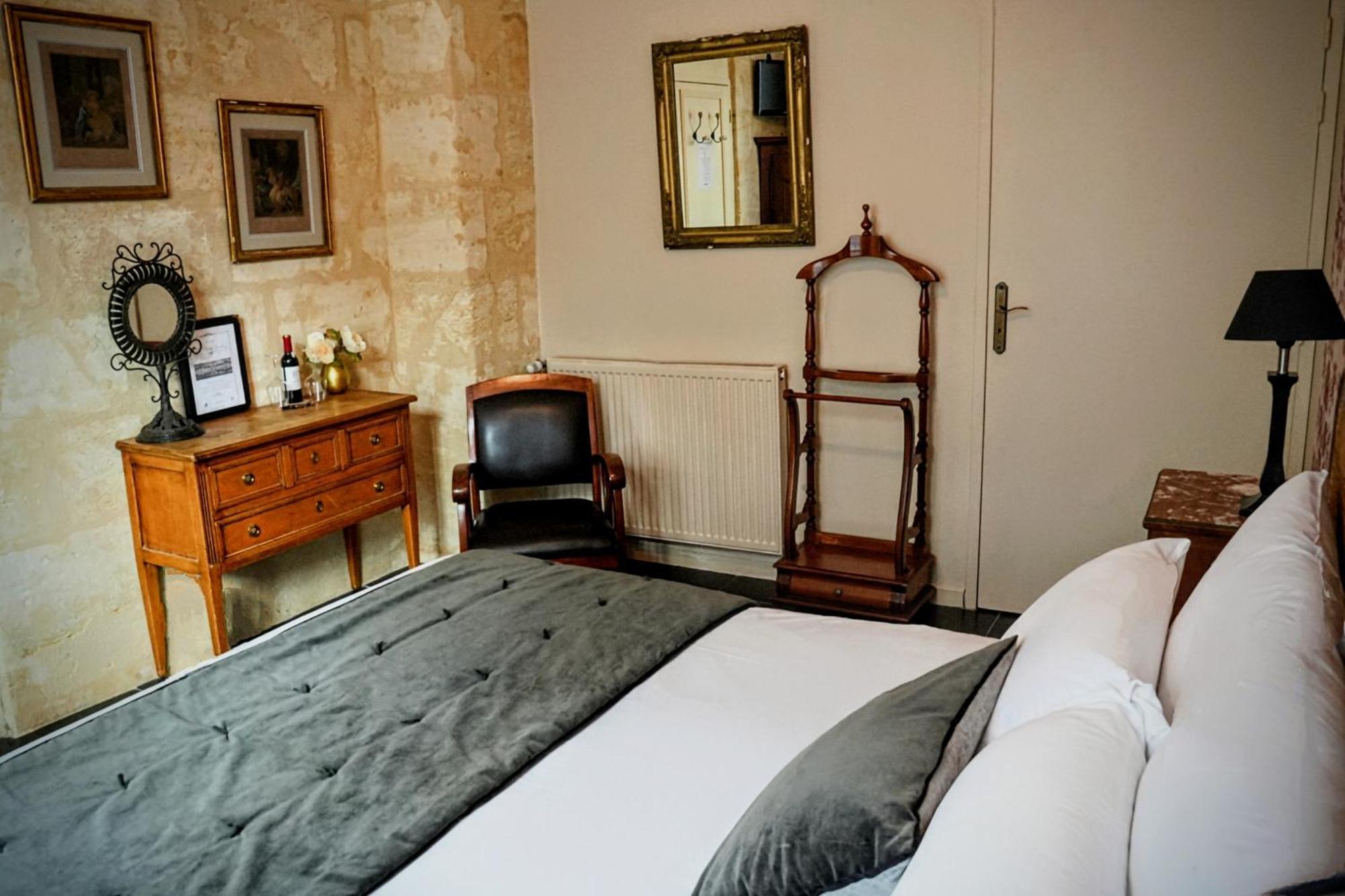 Double Room,1651739788:JPEG
