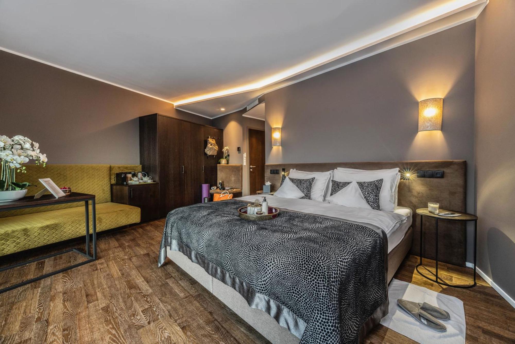 Deluxe Double Room Balcony