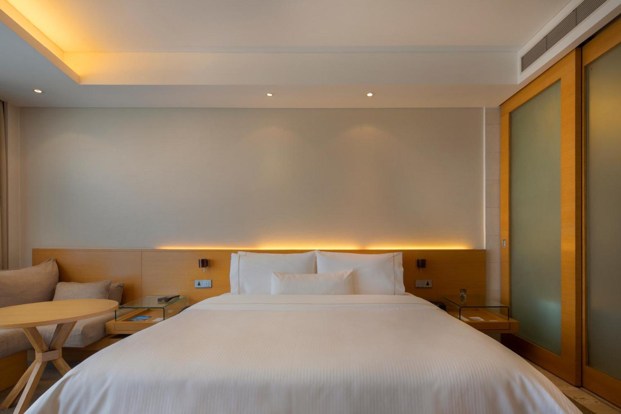 King Room City View on Spa,1566982550:JPEG