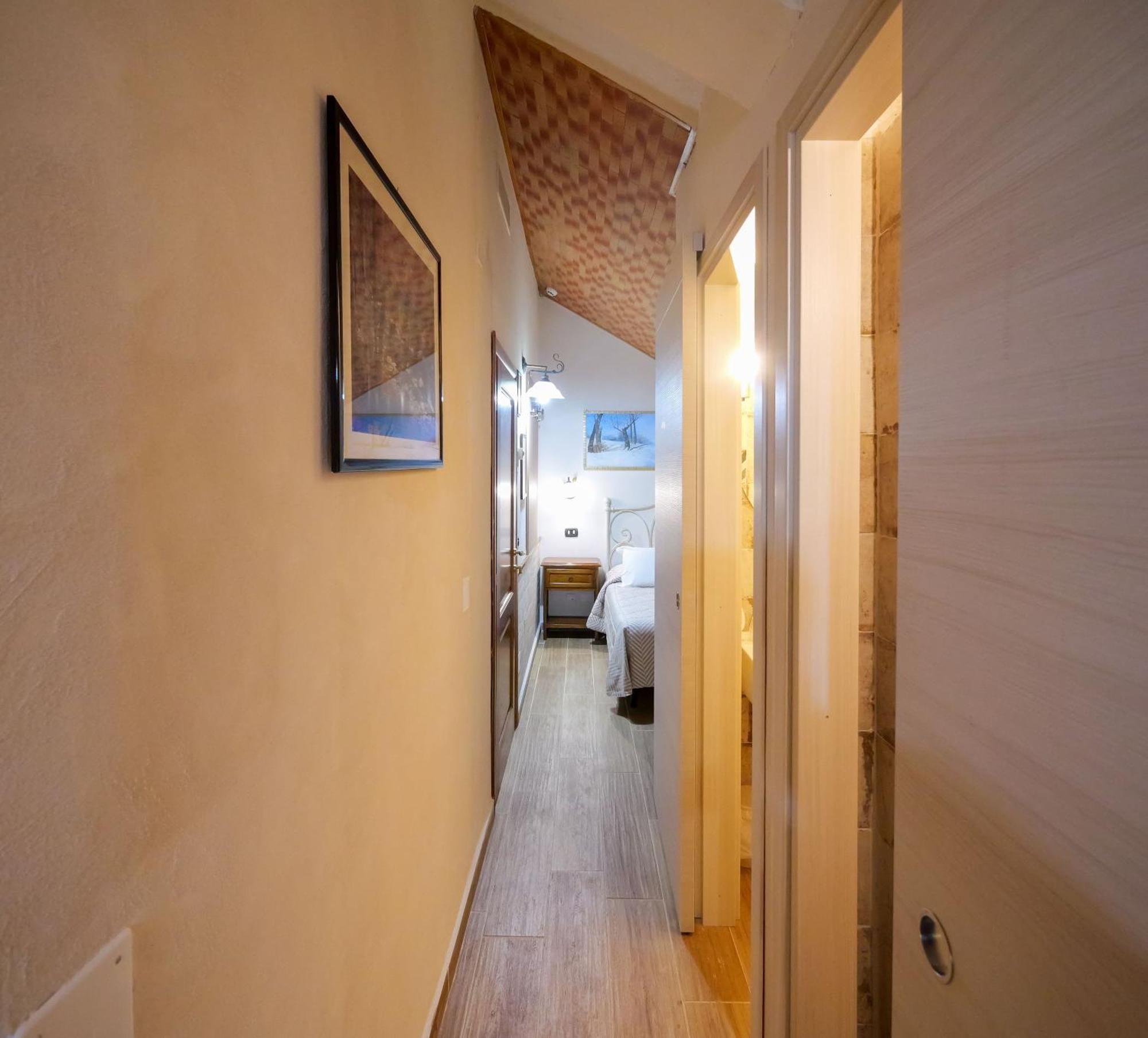 Family Room,1651761134:JPEG