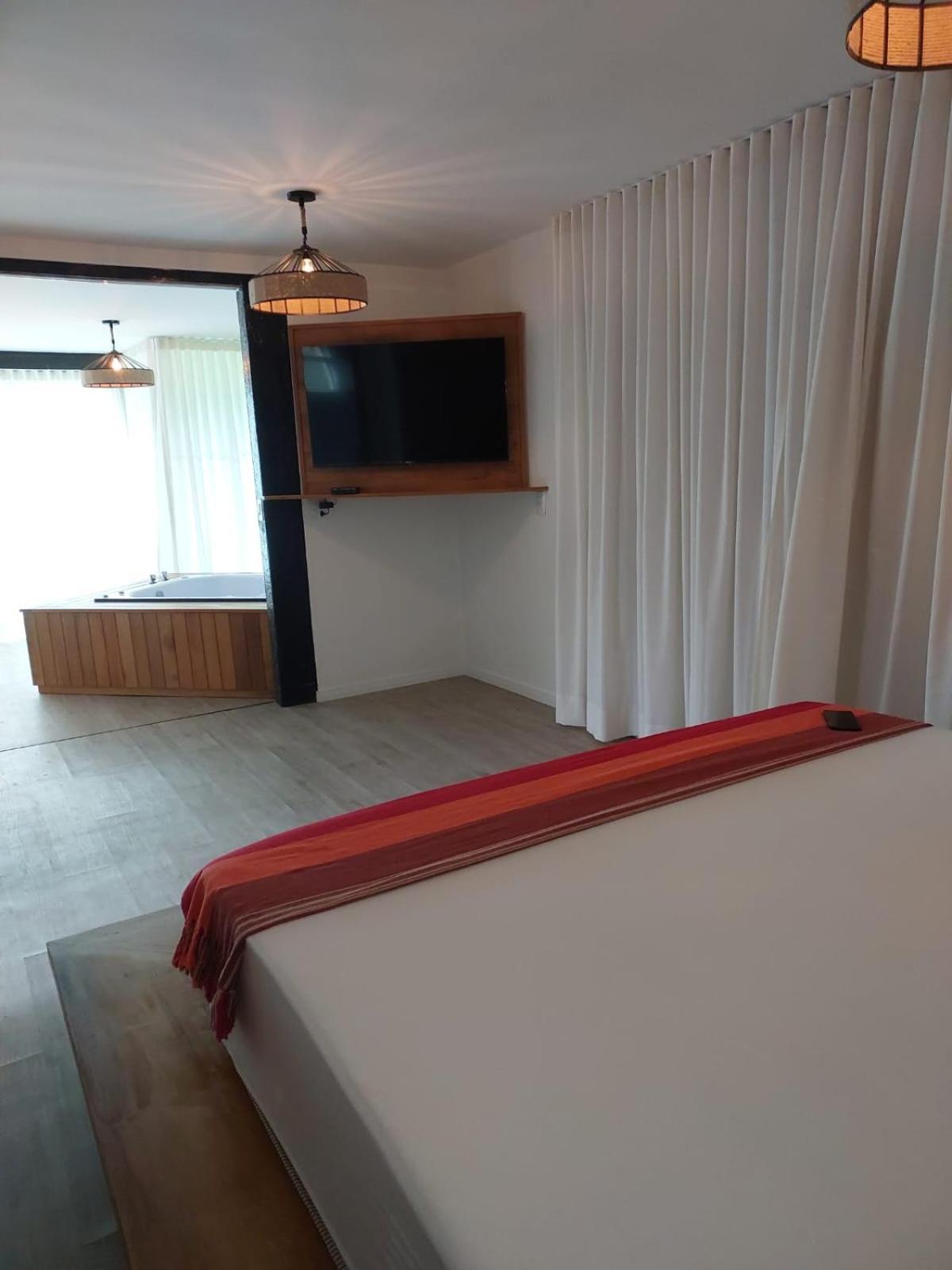 King Room Spa Bath