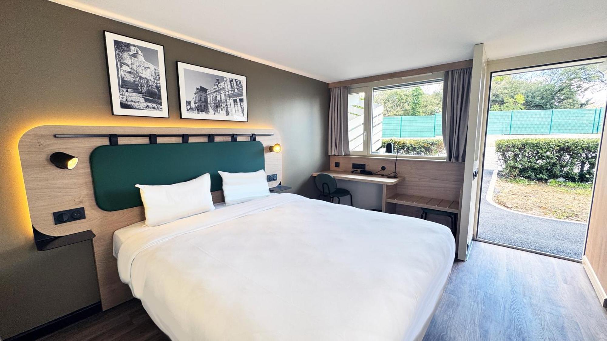 Standard Double Room,1652742301:JPEG