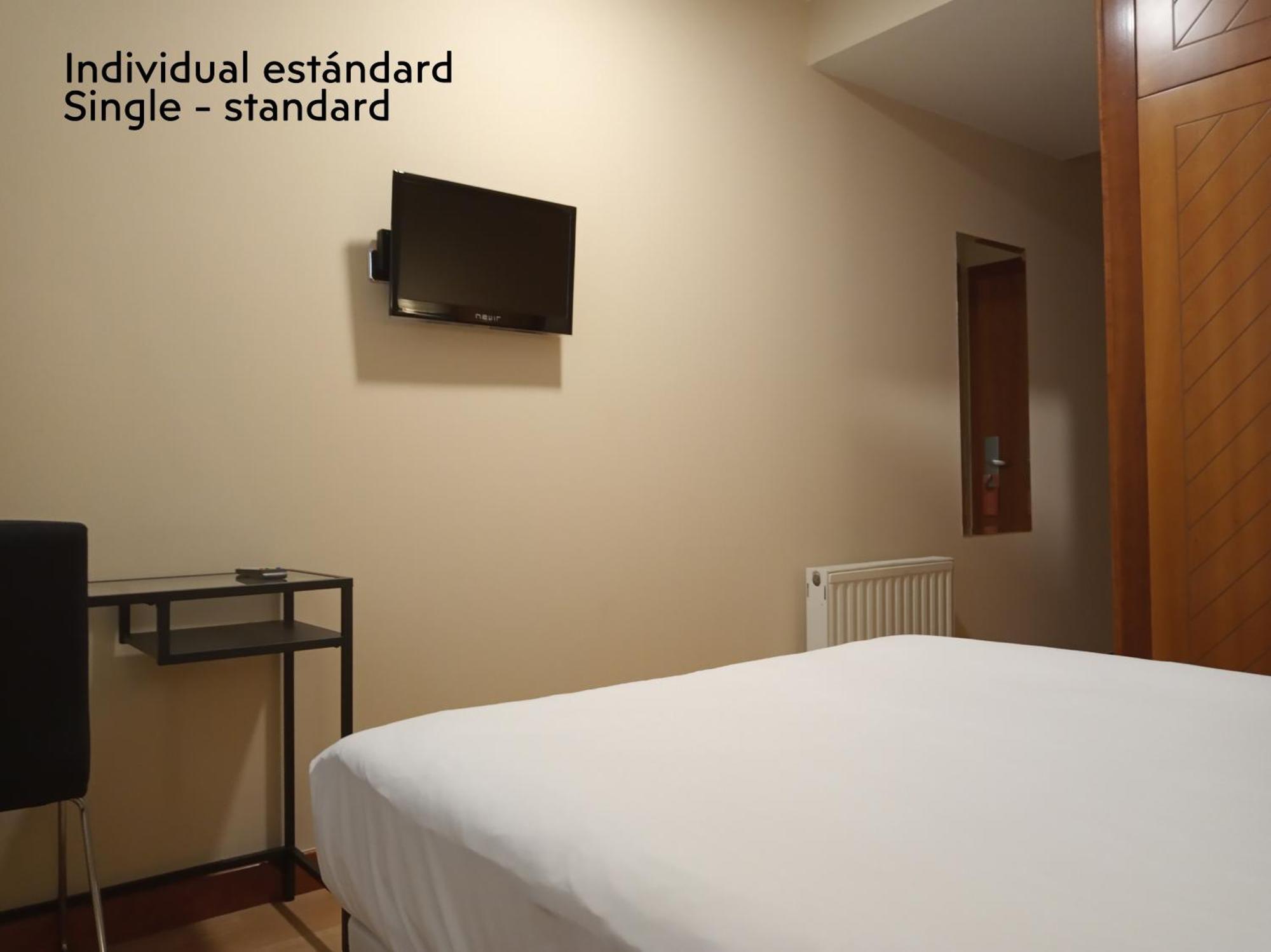 Single Room,1652756162:JPEG
