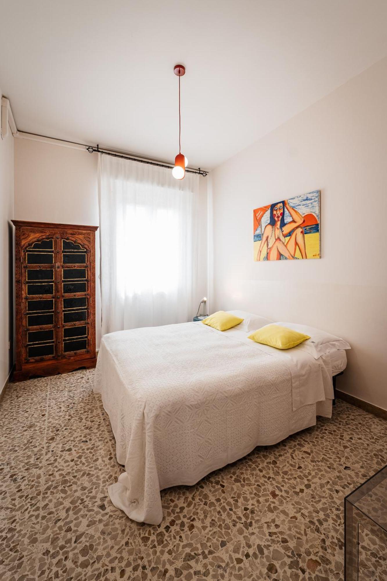 Double Room Private Bathroom