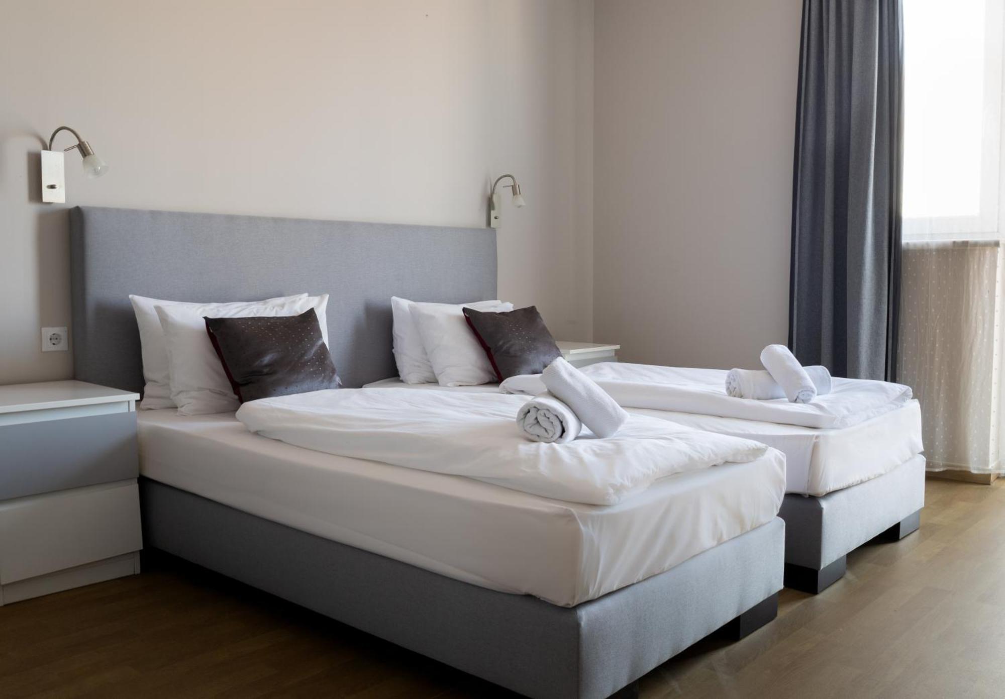 Standard Twin Room Balcony