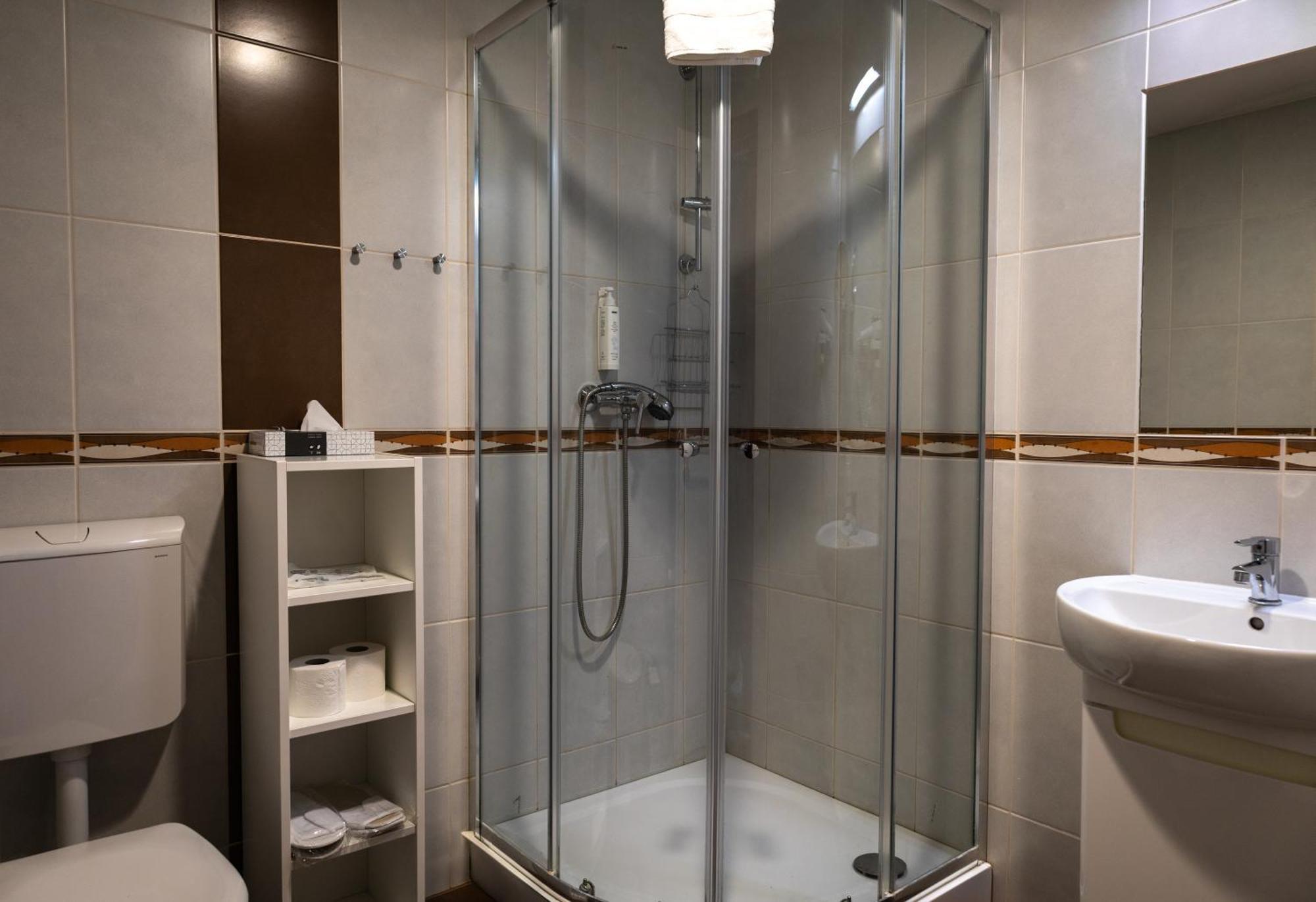 Quarto Individual