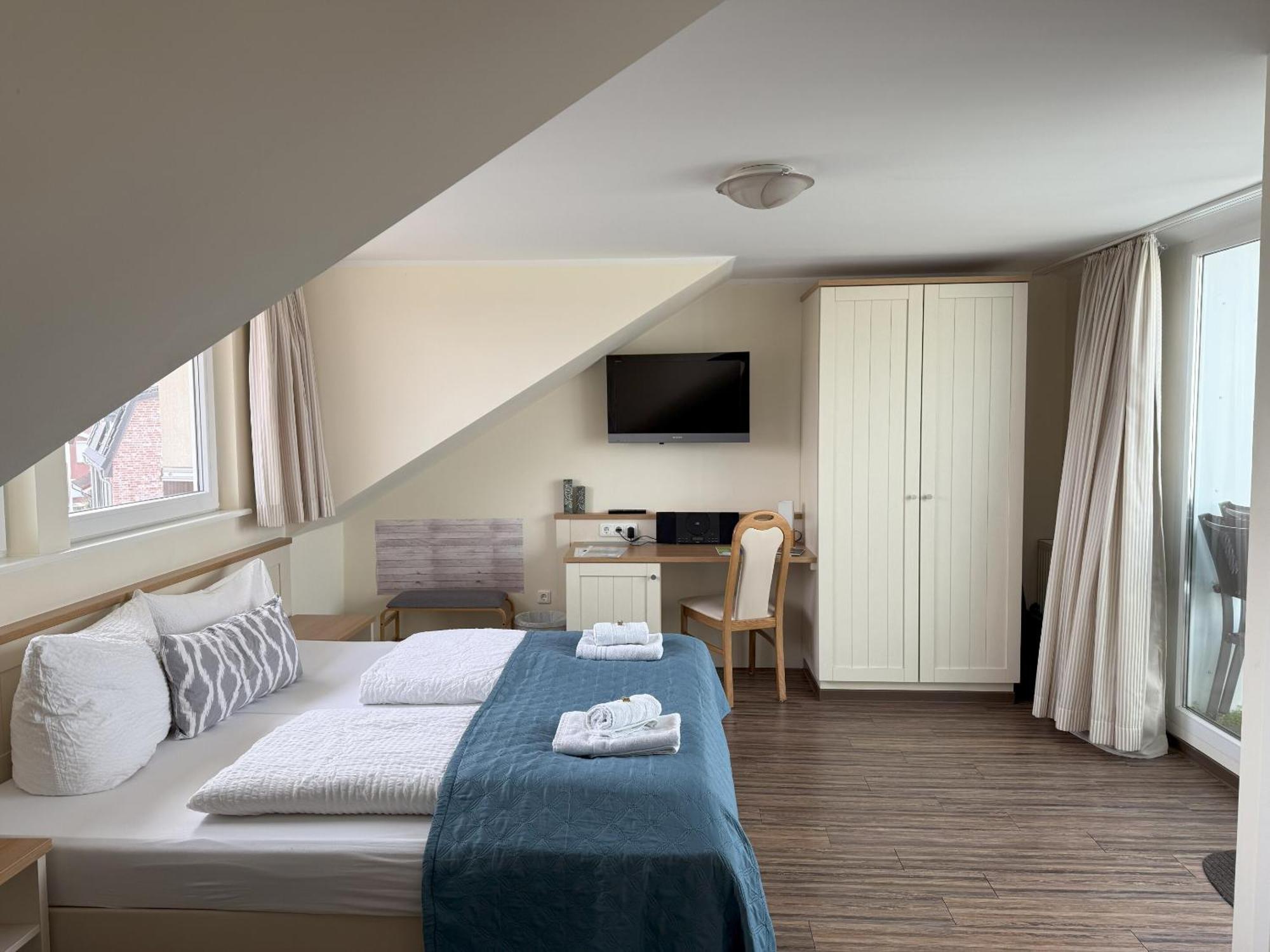 Double Room Balcony,1652798195:JPEG
