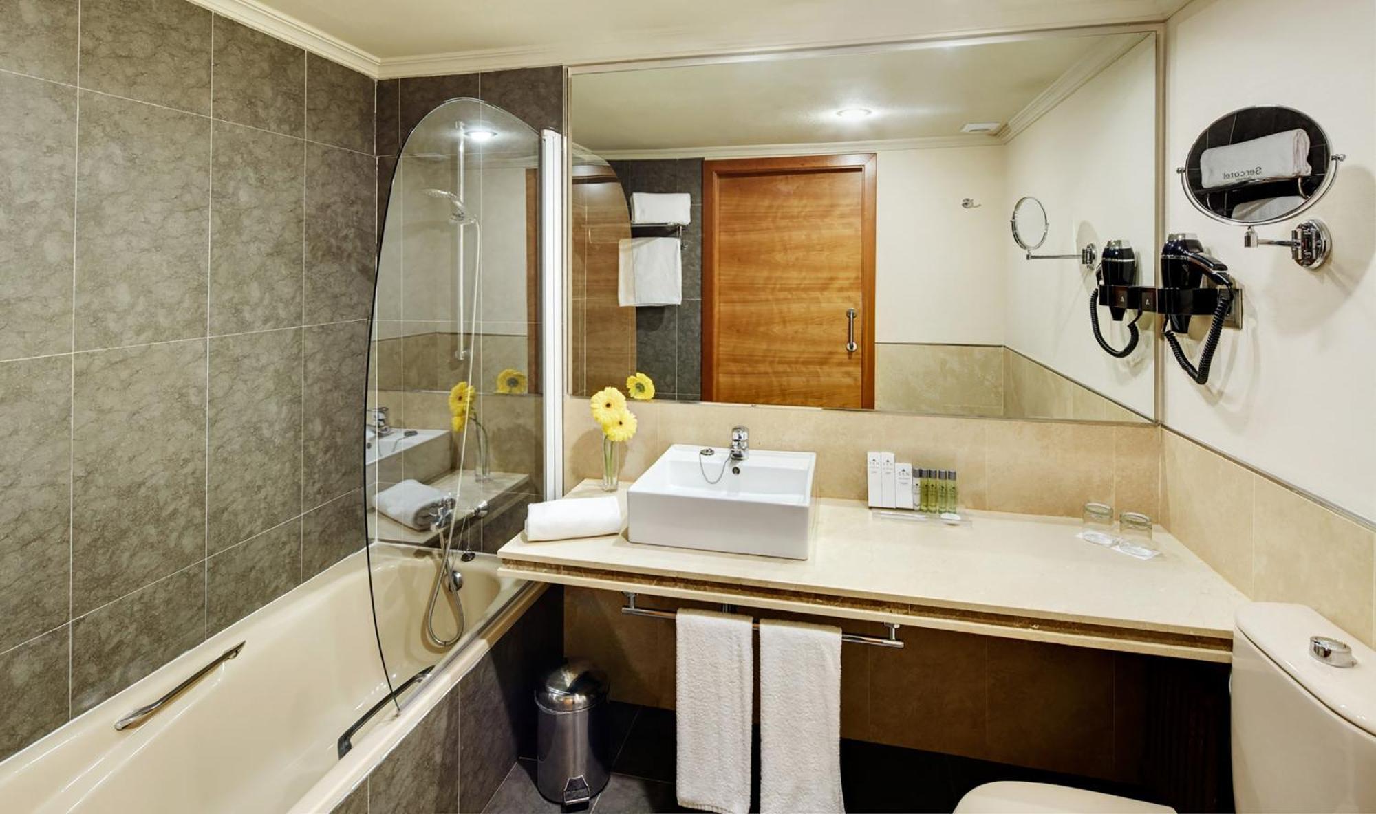 Double Room,1653529924:JPEG