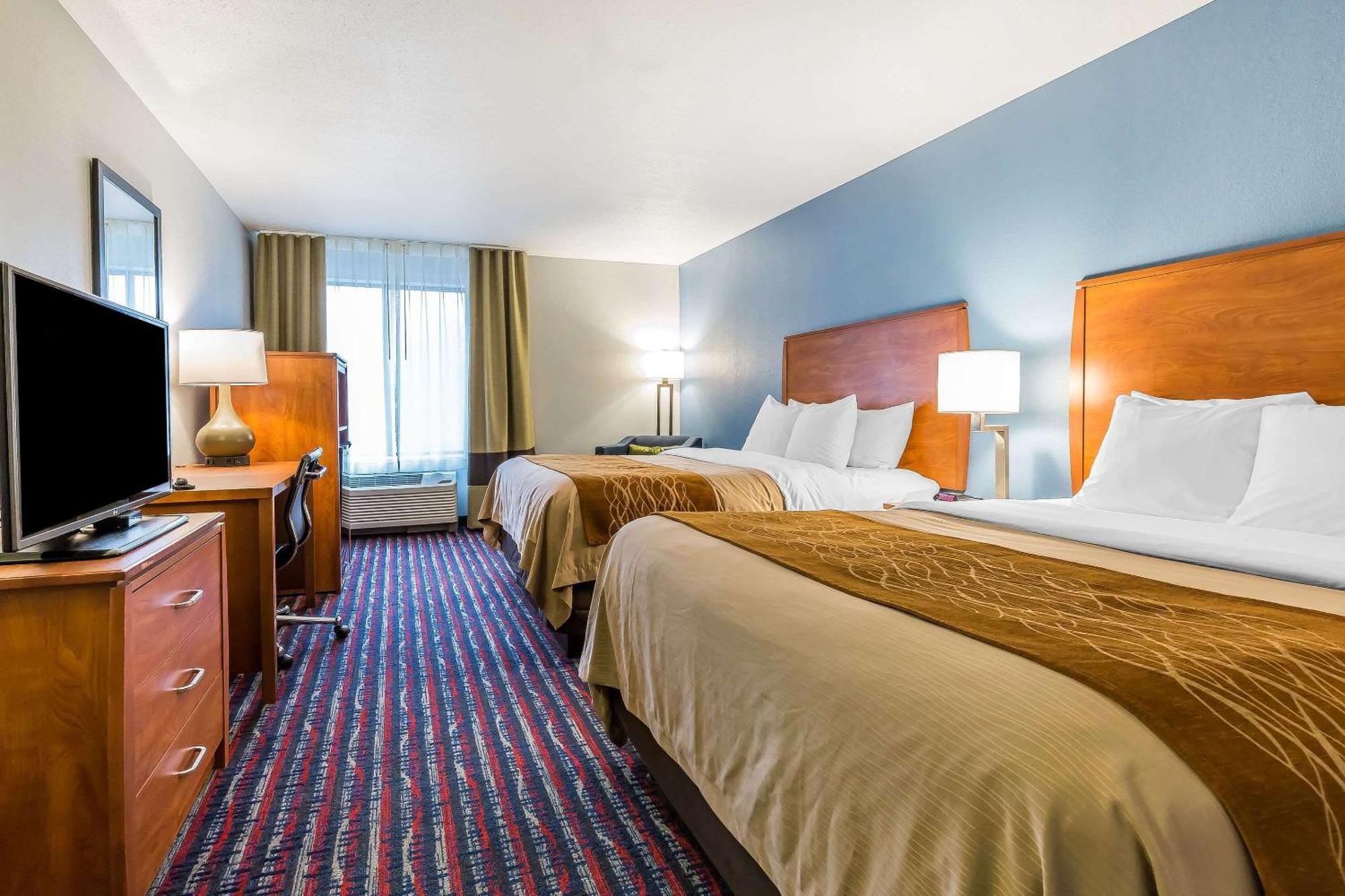 Queen Room Two Queen Beds Accessible or Non-Smoking
