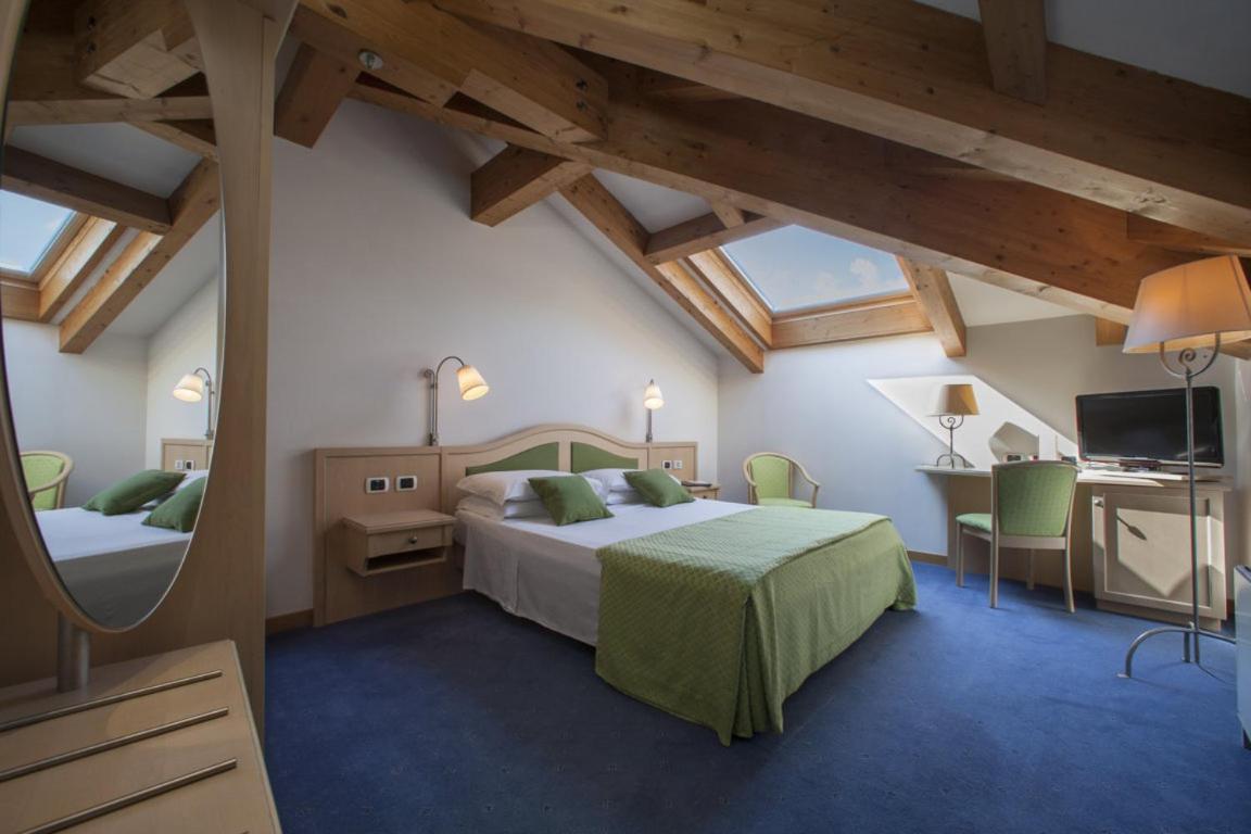 Double or Twin Room & Spa,1653536255:JPEG