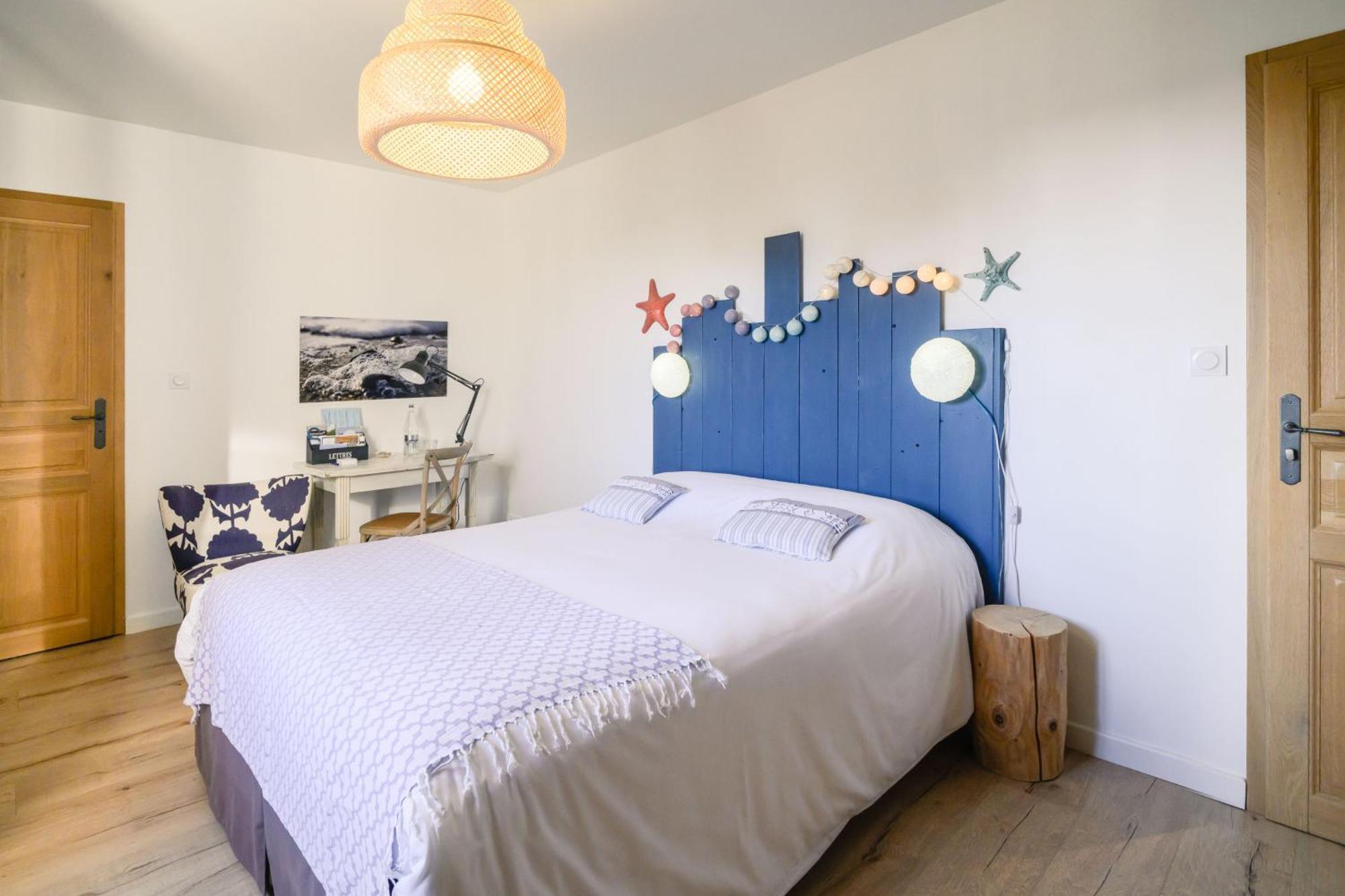 Double Room,1653560215:JPEG