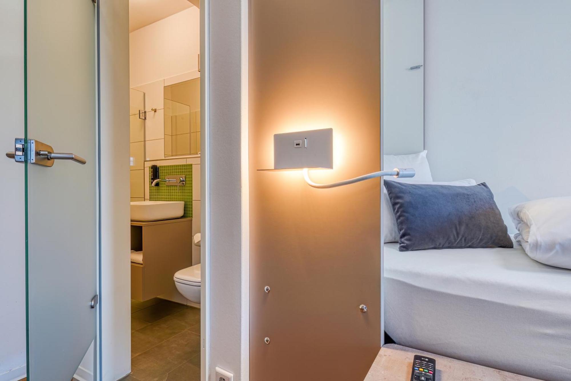Deluxe Single Room