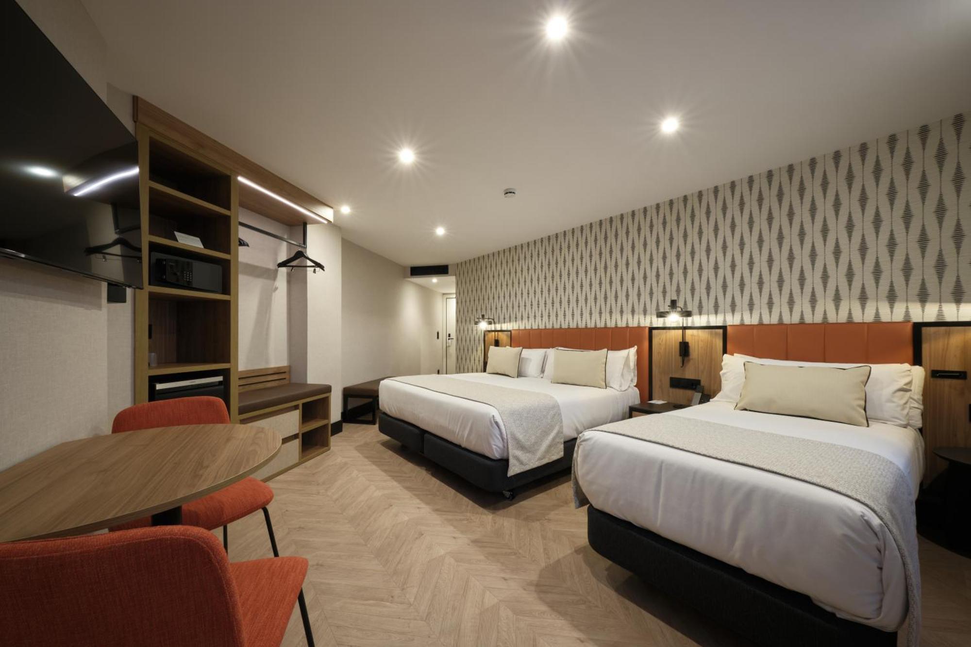 Superior Triple Room