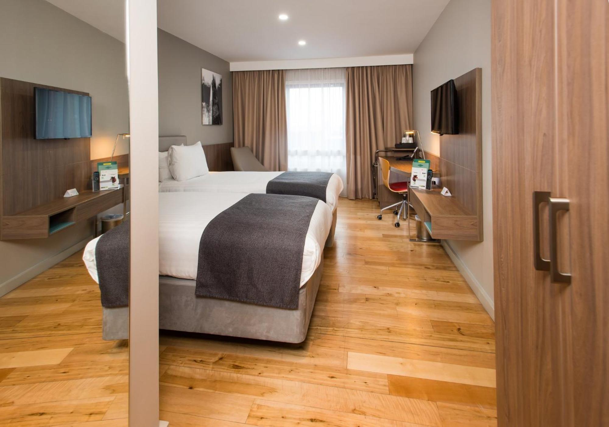 Standard Room Two Single Beds
