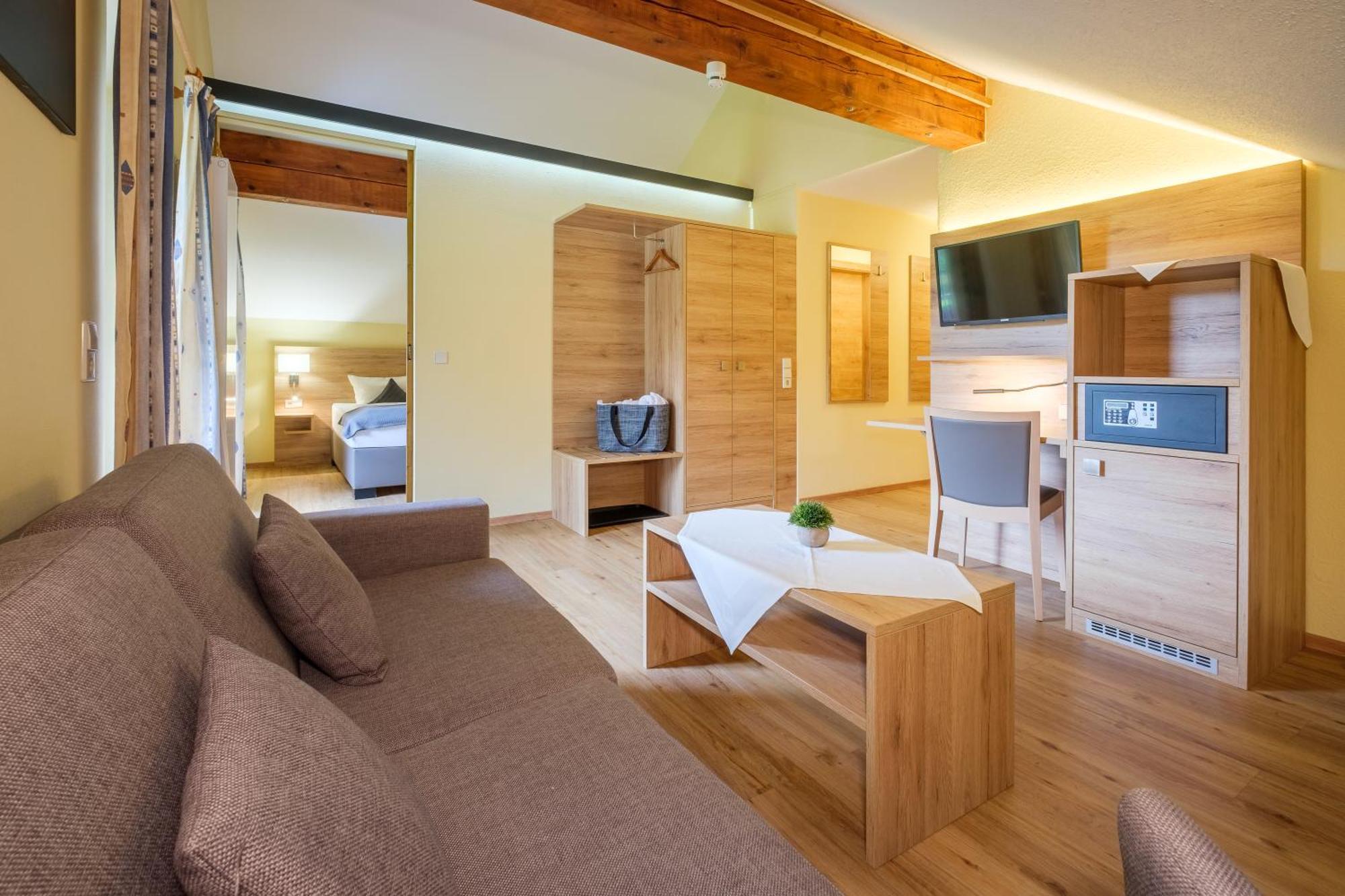 Superior Double Room,1654251141:JPEG