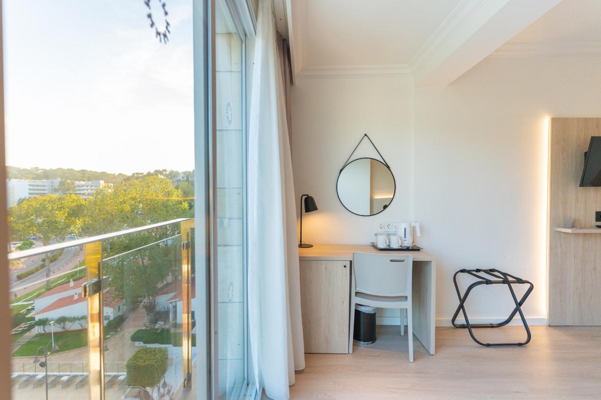 Superior Twin Room Sea View