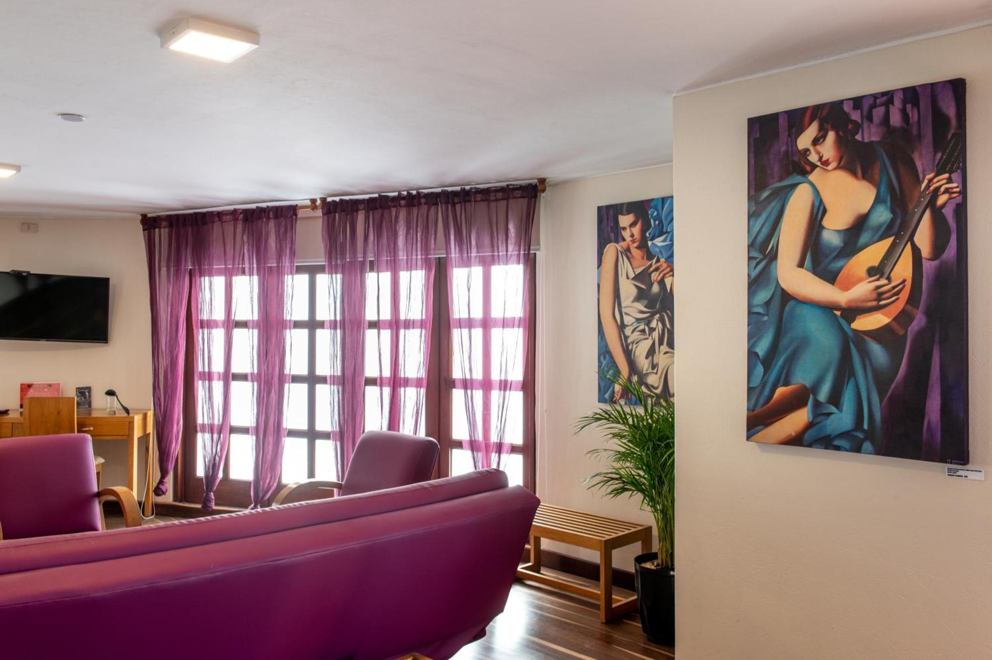 Queen Suite