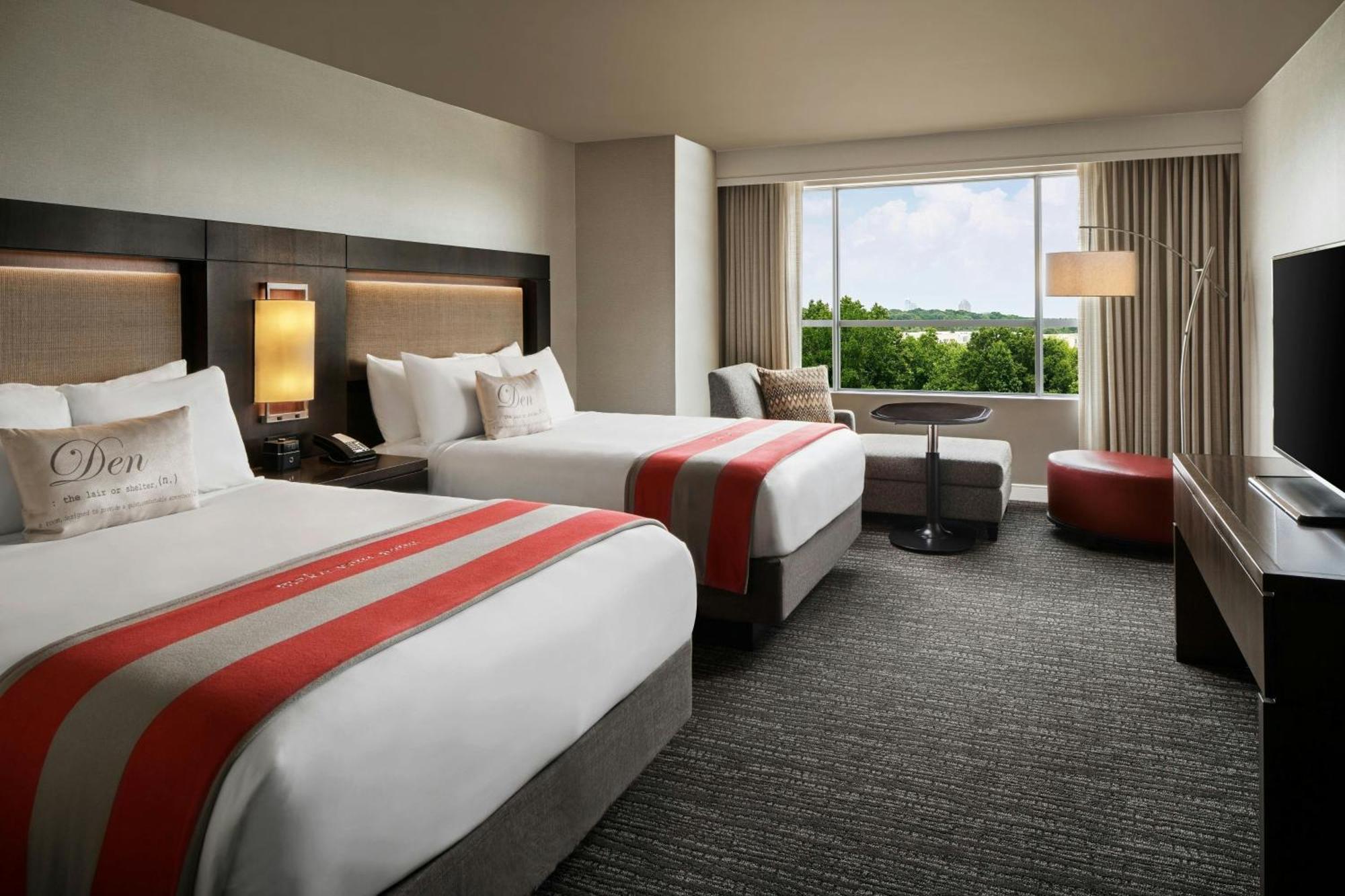 Standard Queen Room Two Queen Beds