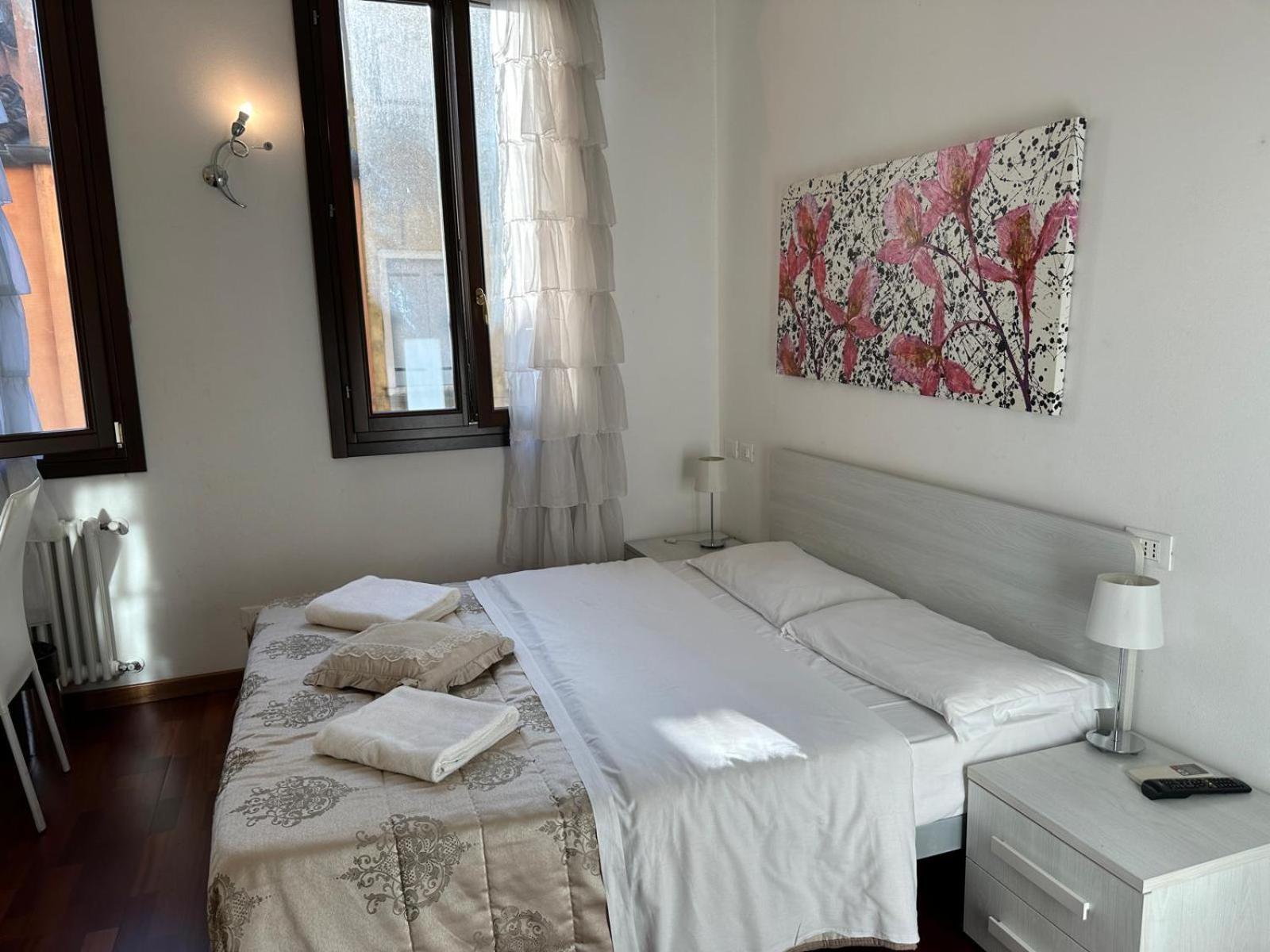 Double Room,1654334172:JPEG