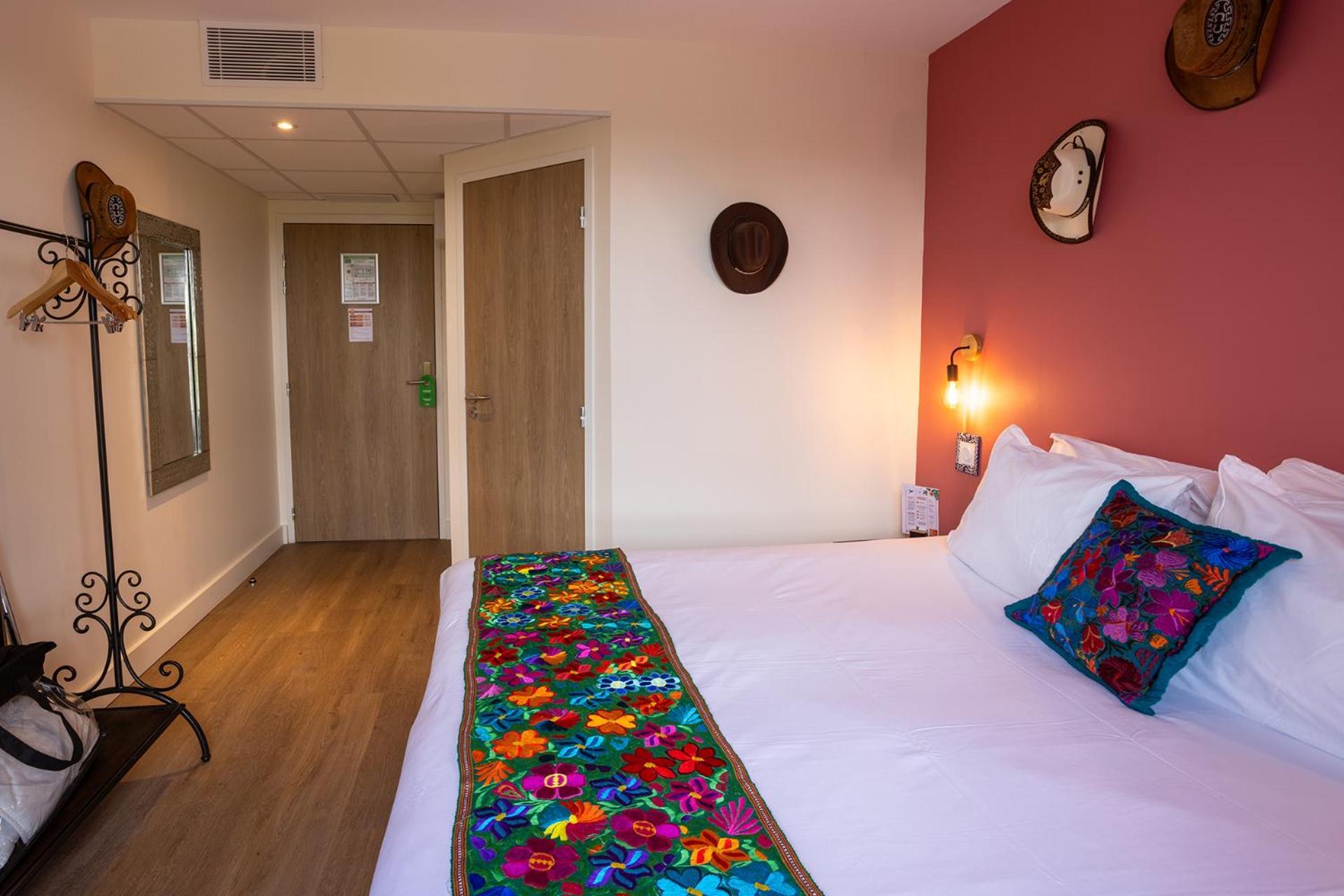 Double Room,1654374352:JPEG