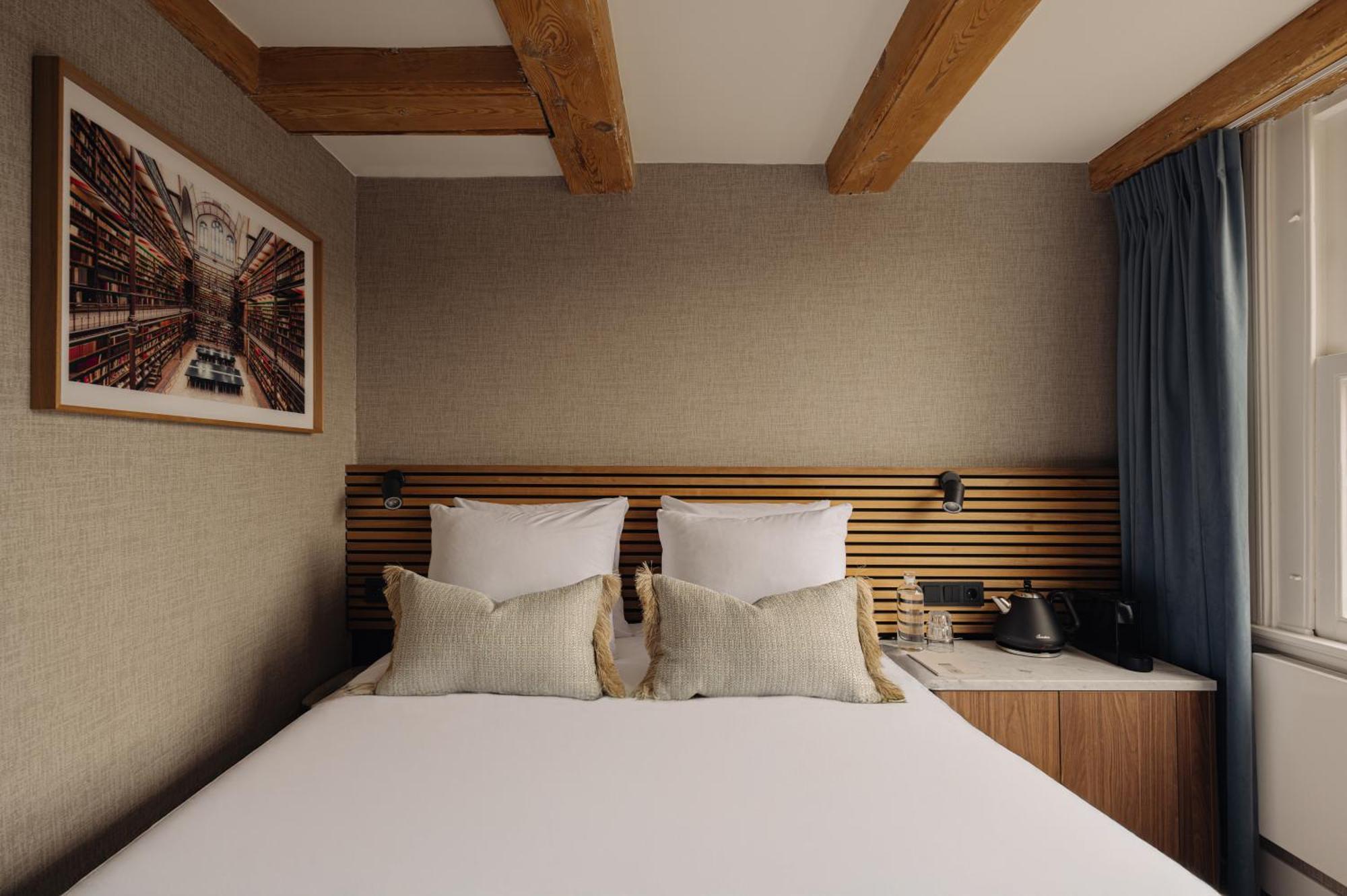 Cosy Double Room Canal View