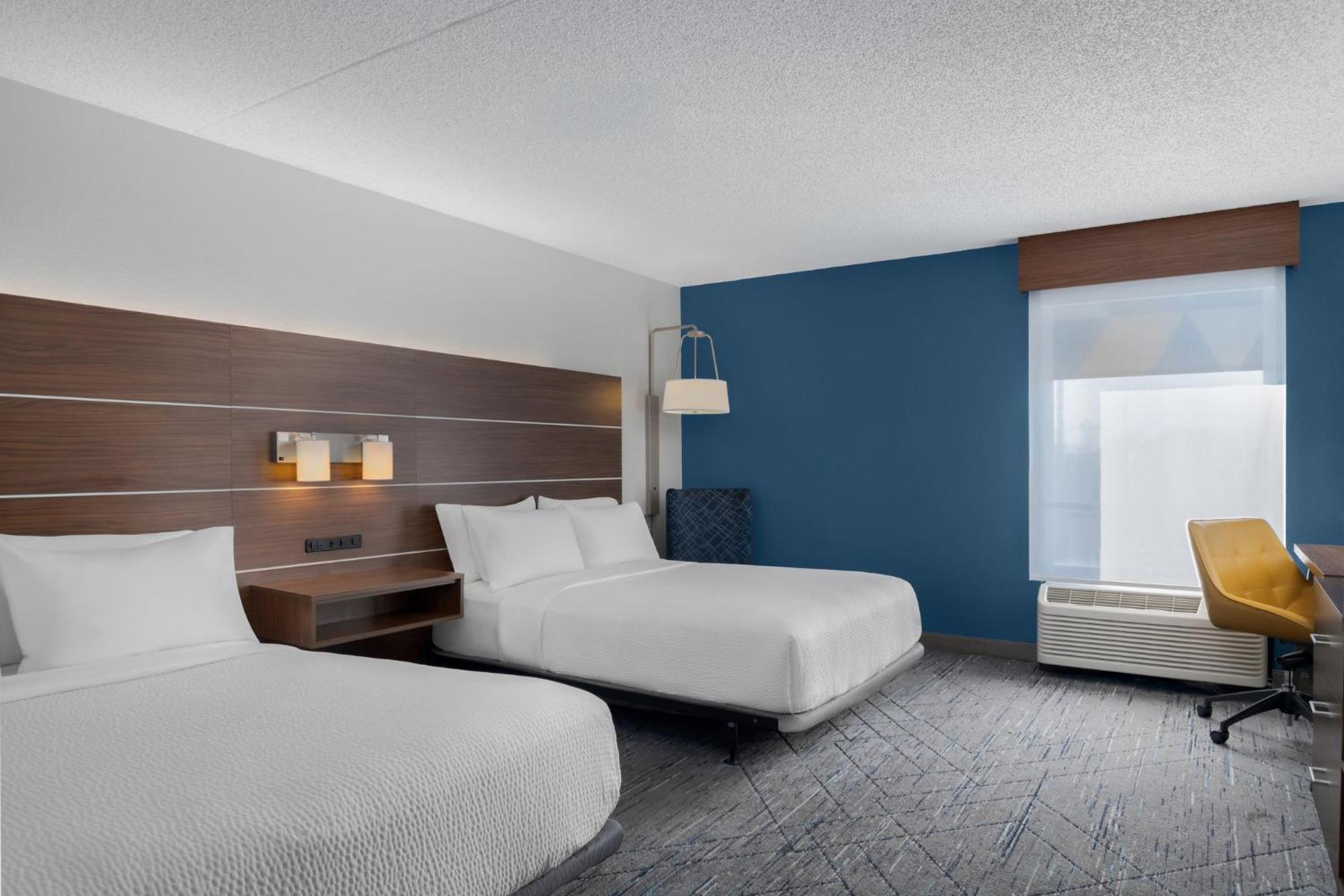 Suite Two Beds Non-Smoking