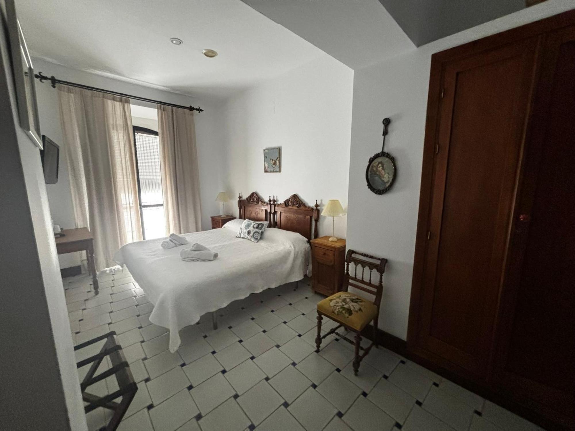 Triple Room,1655304498:JPEG