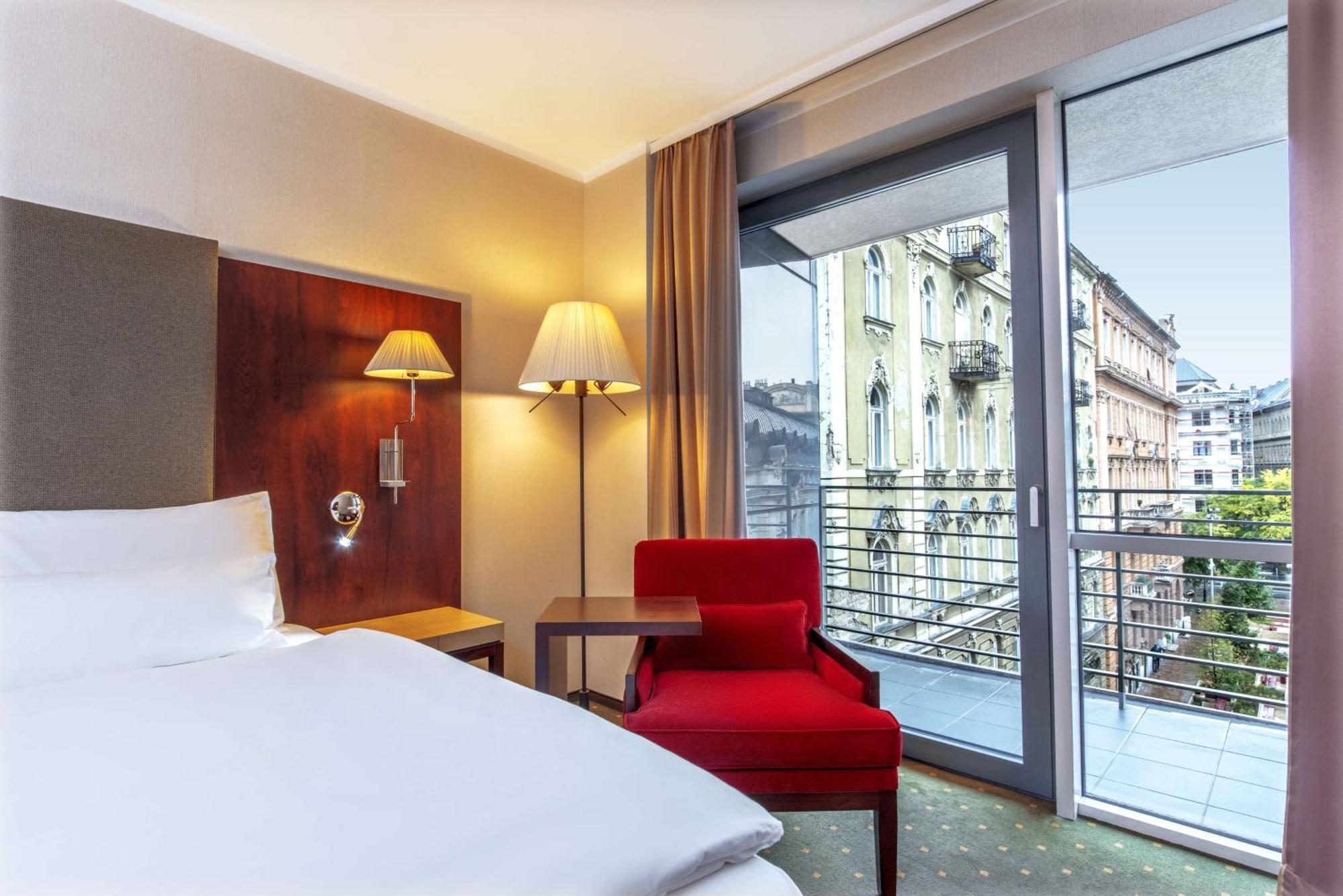Standard Twin Room Balcony Extra Bed,1274850883:JPEG
