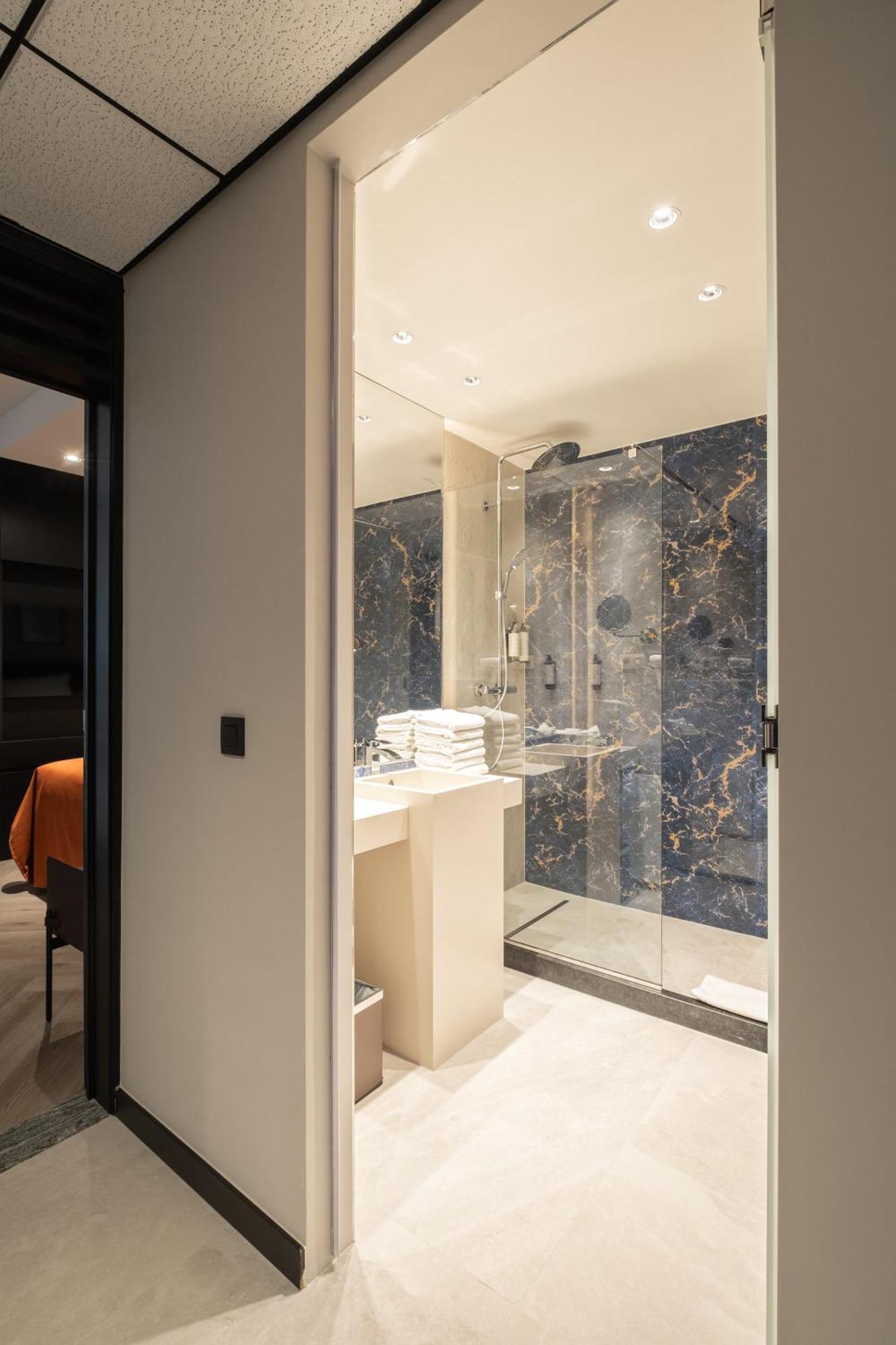Family Suite City View