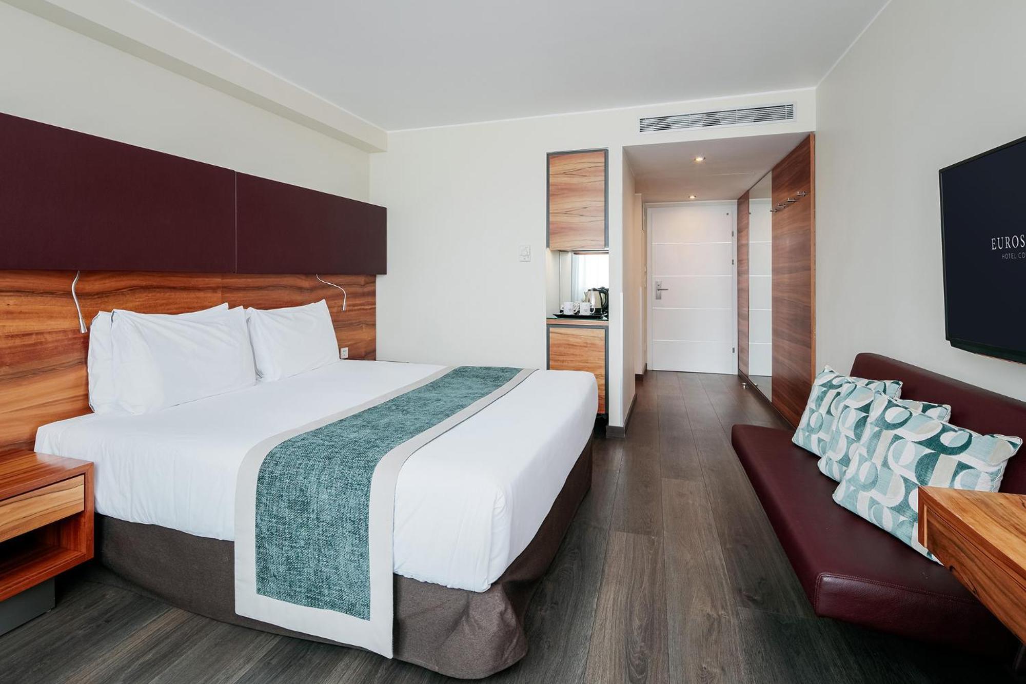 Double Room,1656175916:JPEG