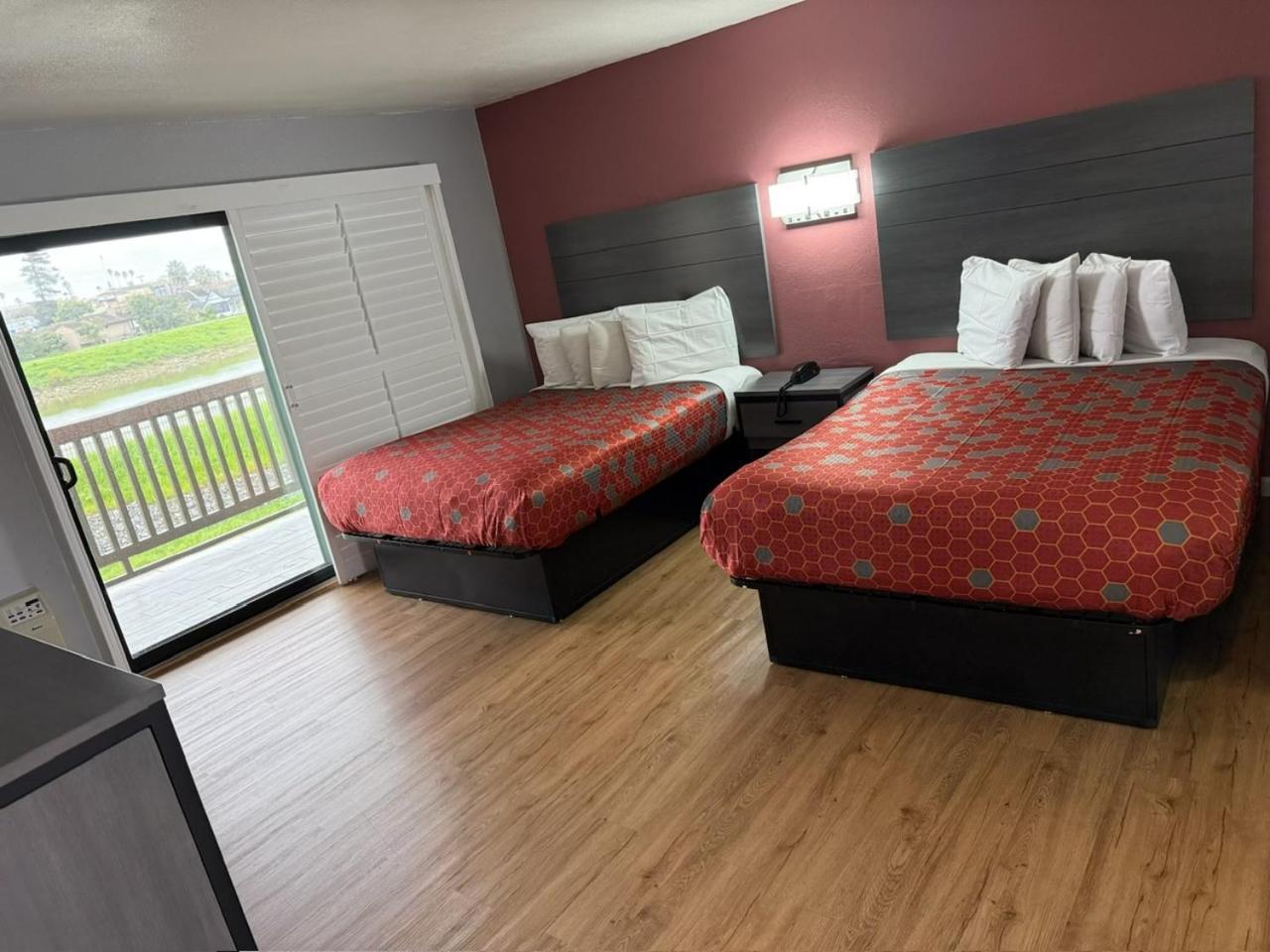 Standard Queen Room with Two Queen Beds