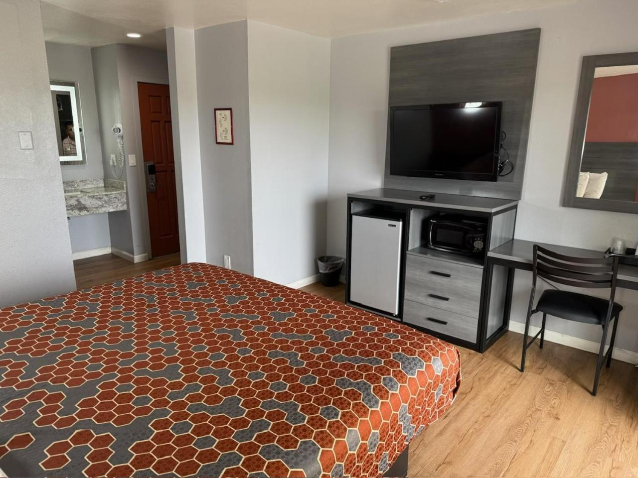 Standard King Room,1656177026:JPEG
