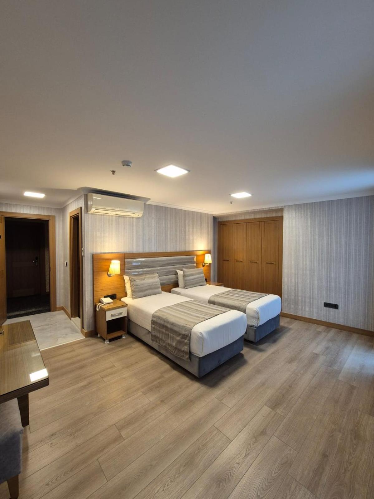 Standard Twin Room,1656188290:JPEG