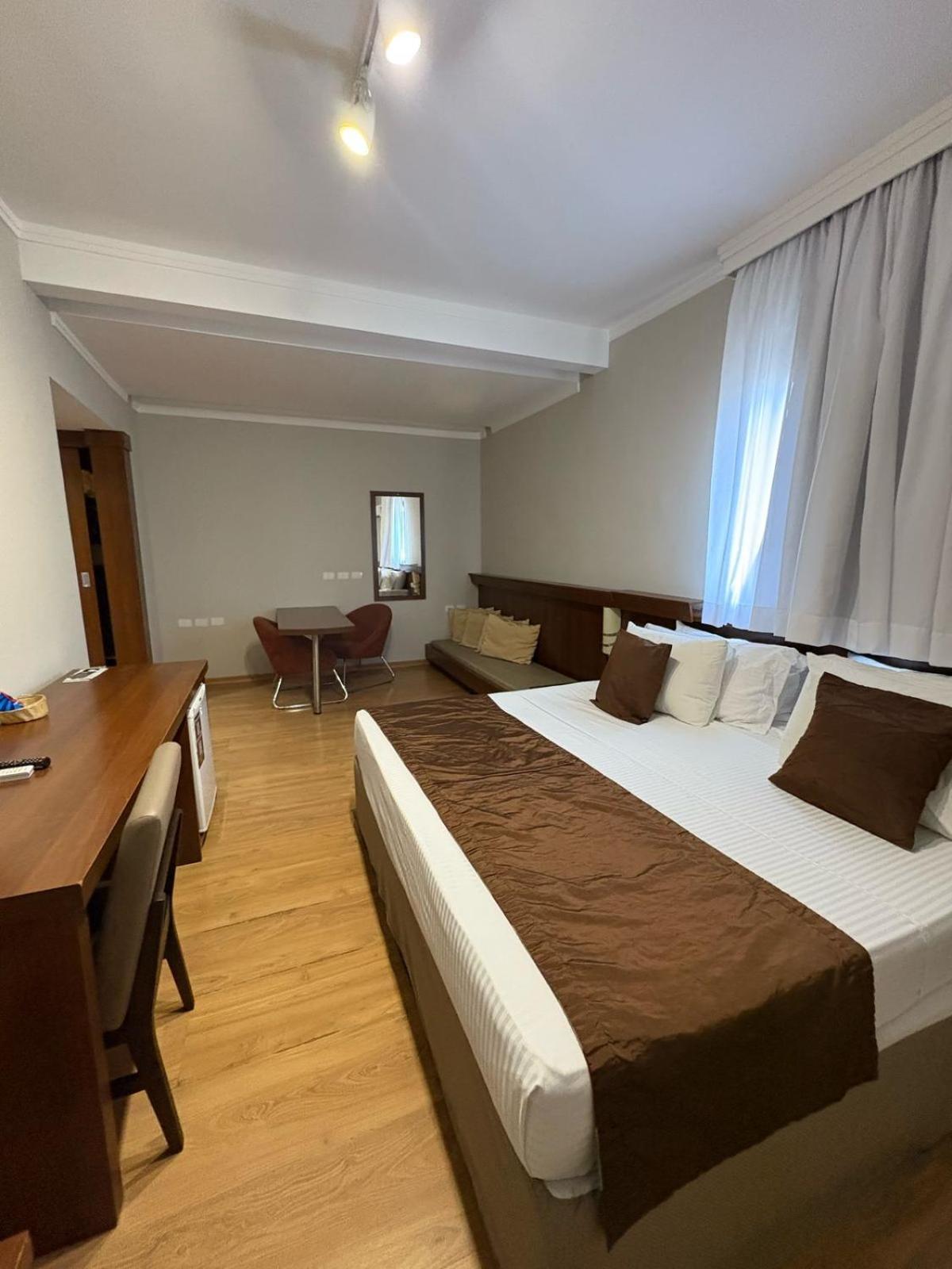 Deluxe Double Room,1656193242:JPEG