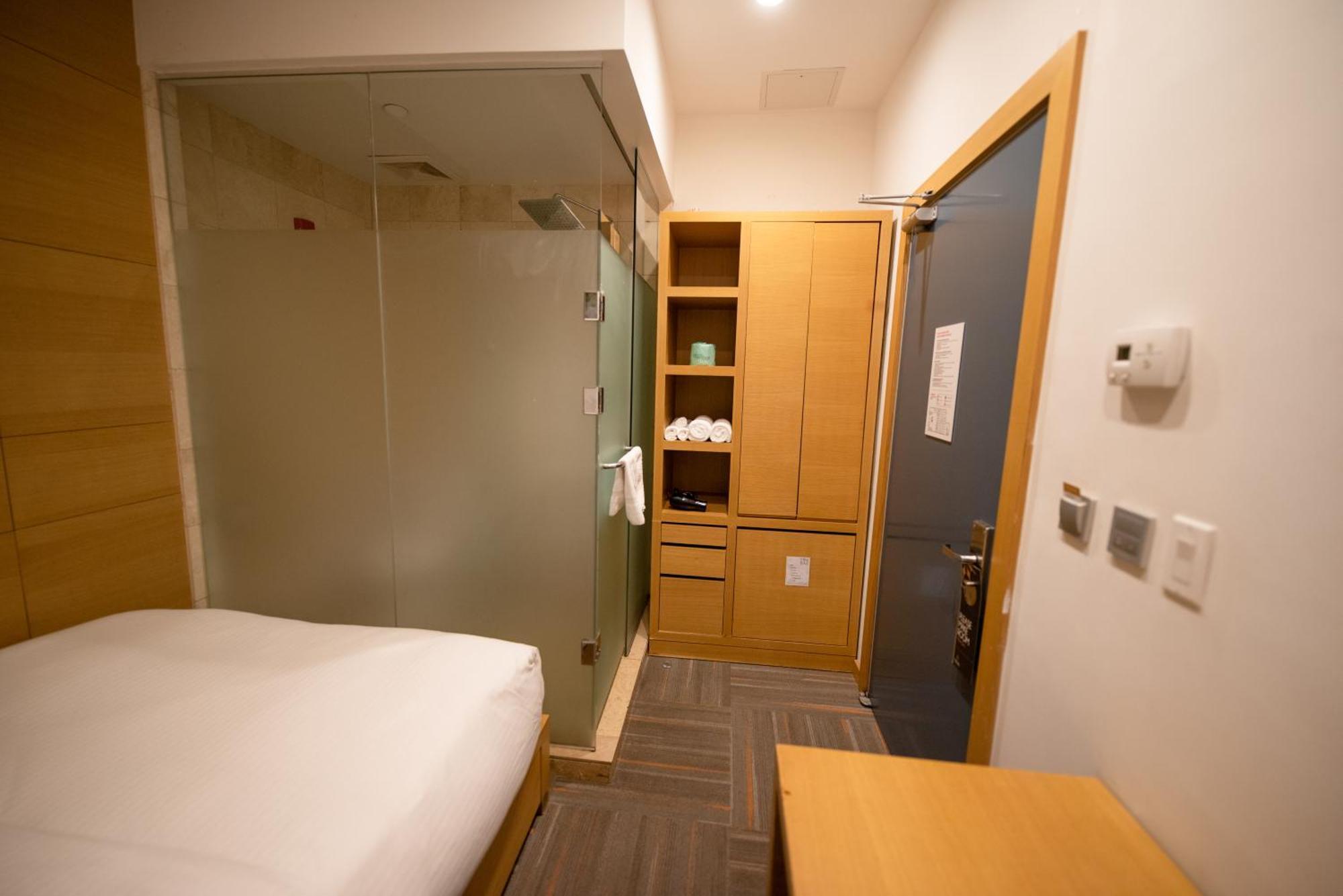 Compact Room