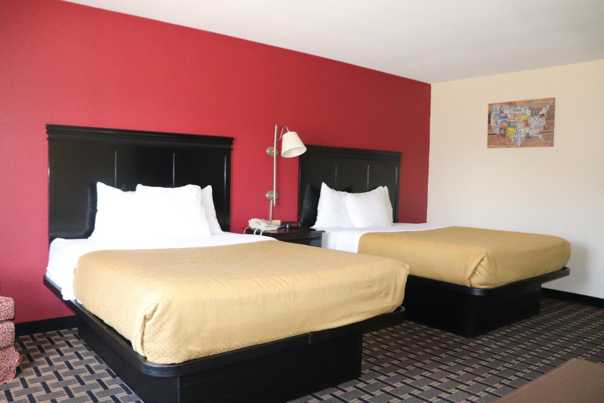 Queen Room Two Queen Beds Accessible or Non-Smoking,1656207846:JPEG