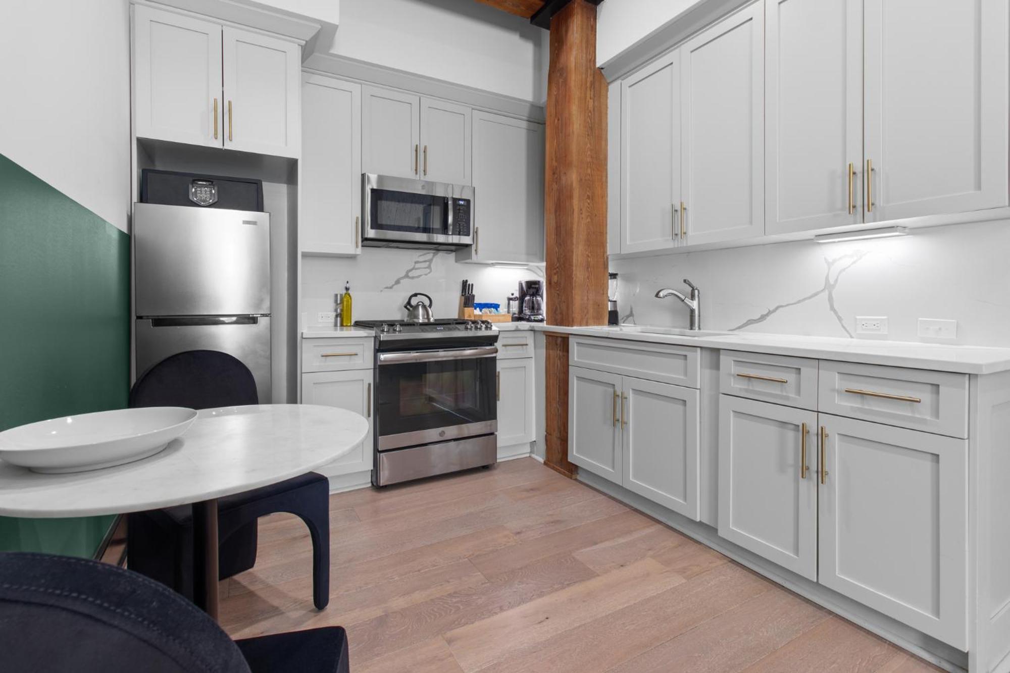 Studio Apartment