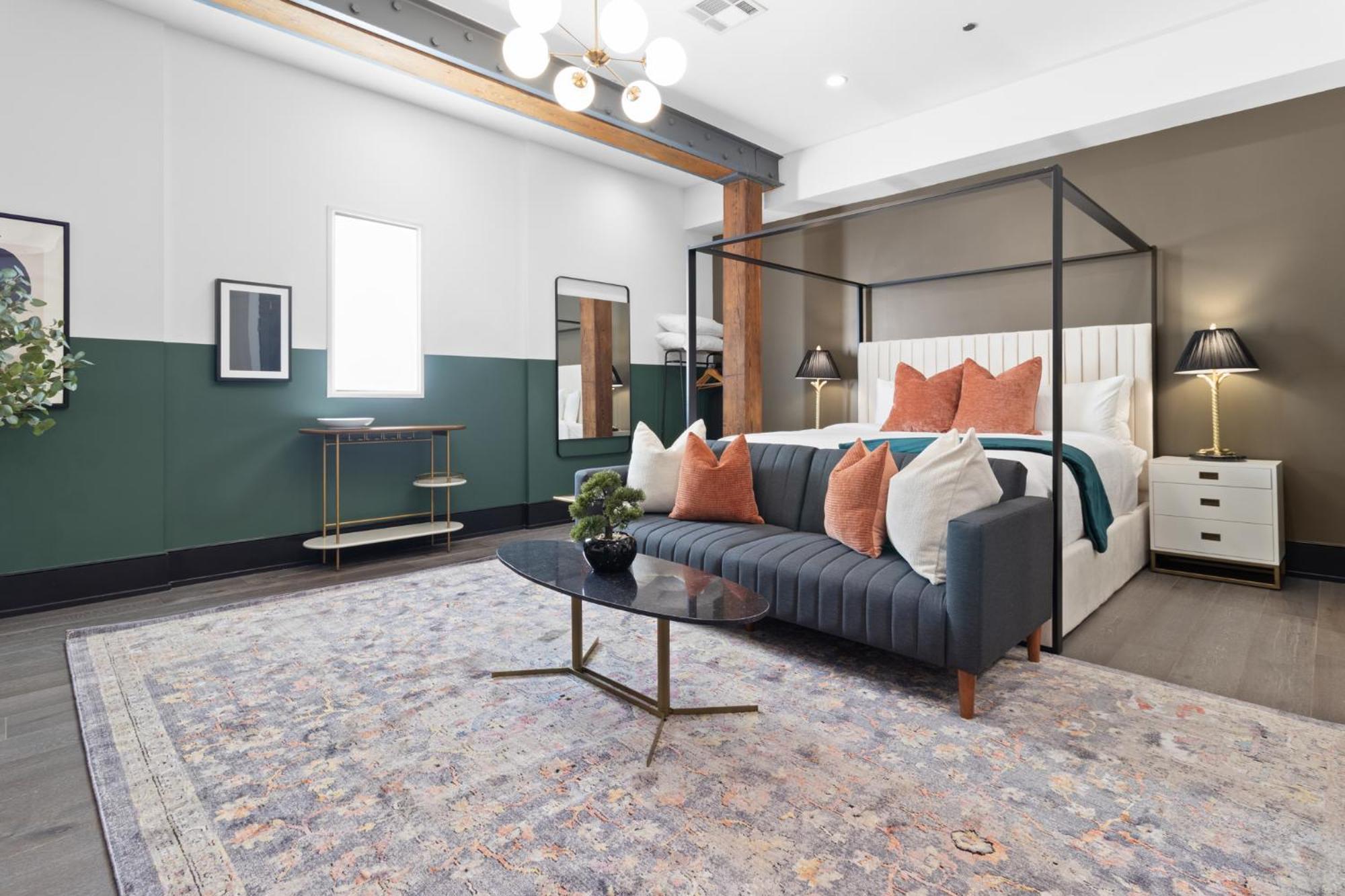 Studio Apartment