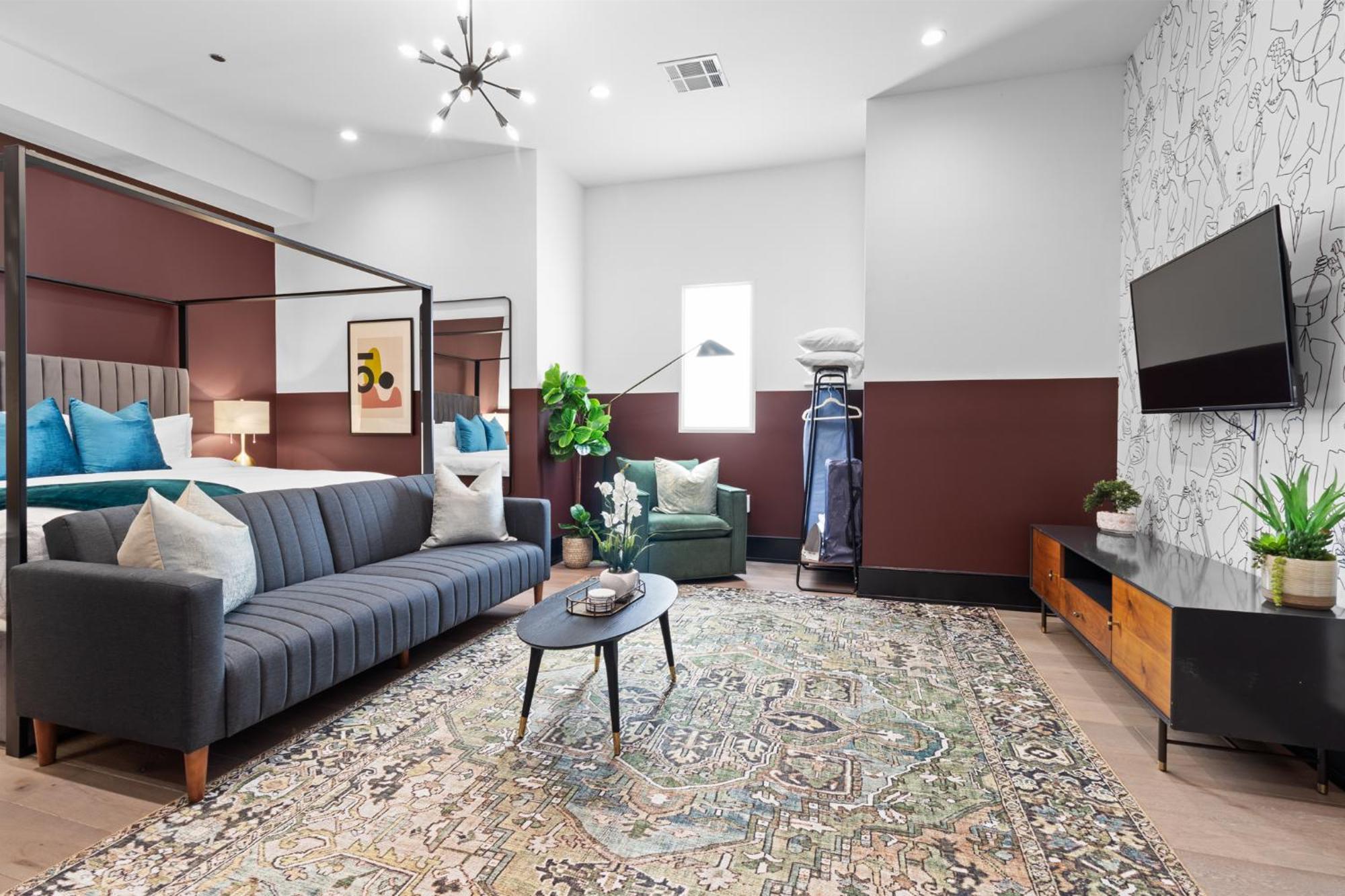 Studio Apartment