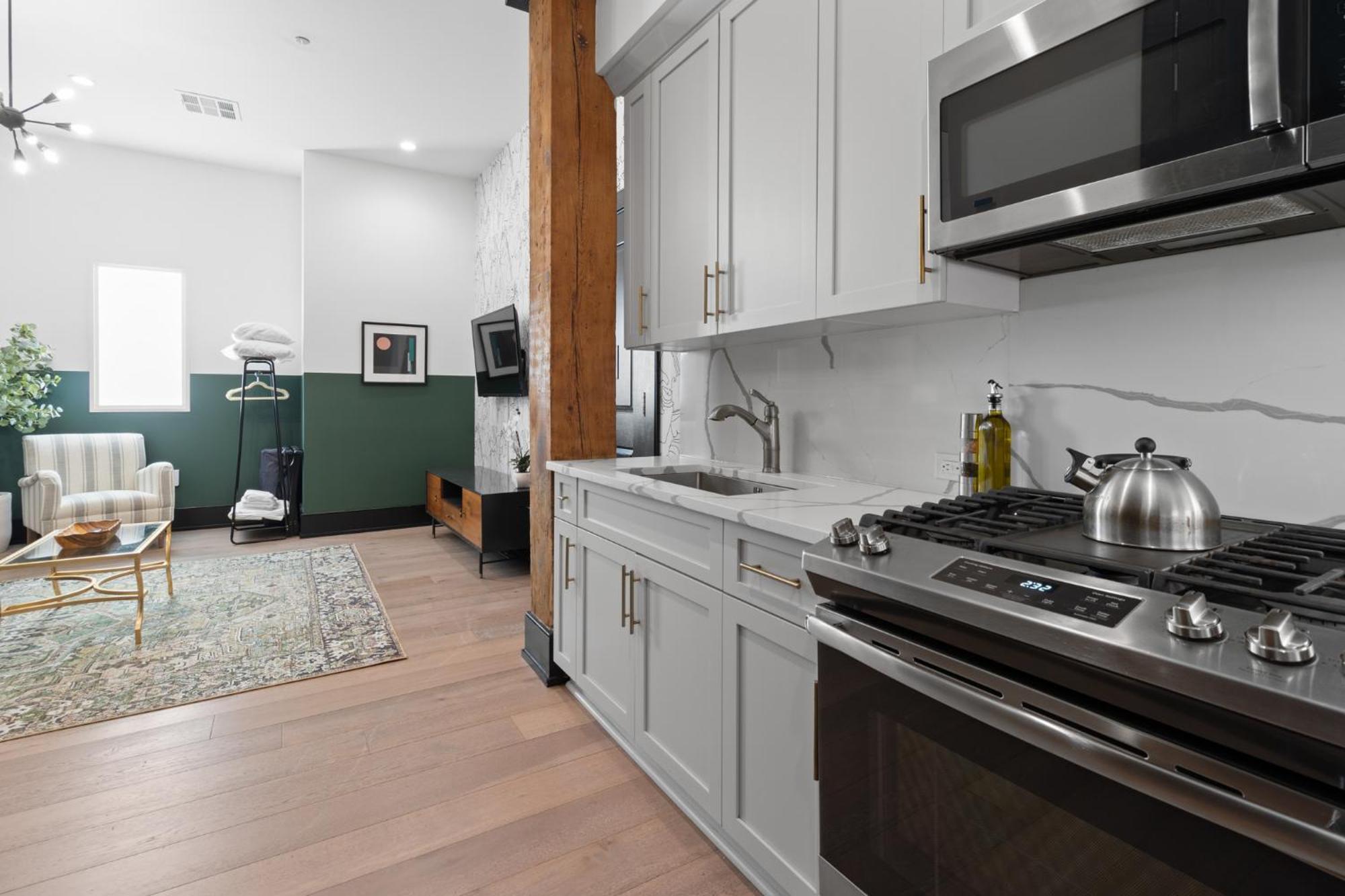 Studio Apartment