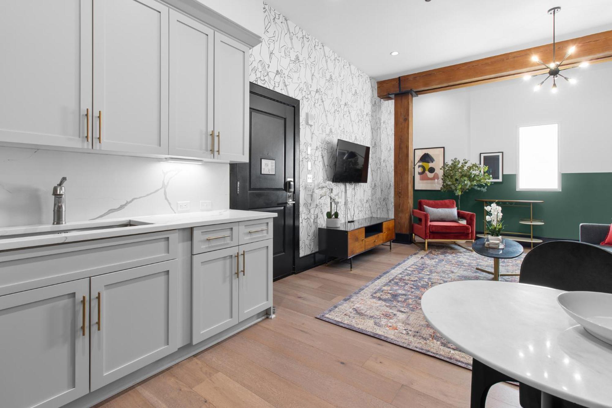 Studio Apartment
