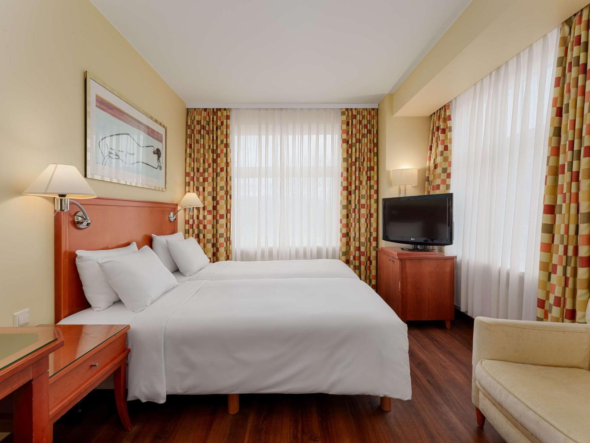 Standard Room,1657136064:JPEG