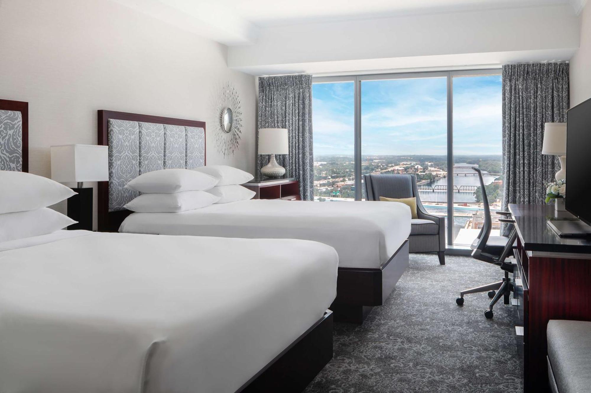 Queen Room Two Queen Beds River View